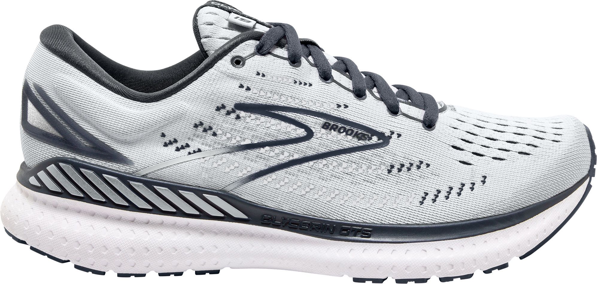 brooks sneakers for women