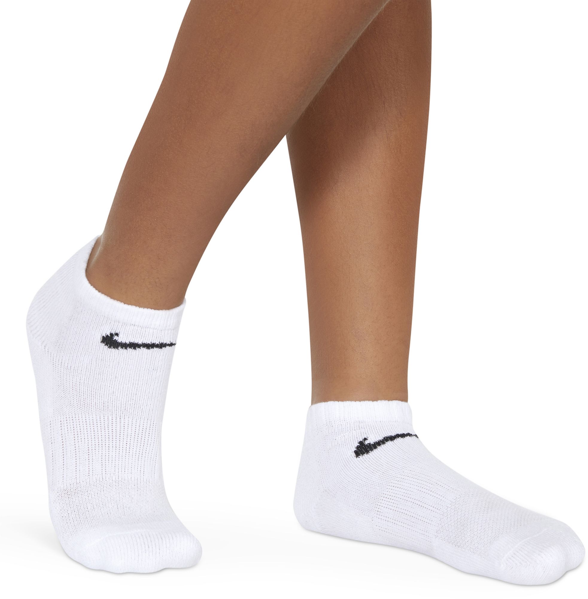 Nike performance cushion quarter socks deals