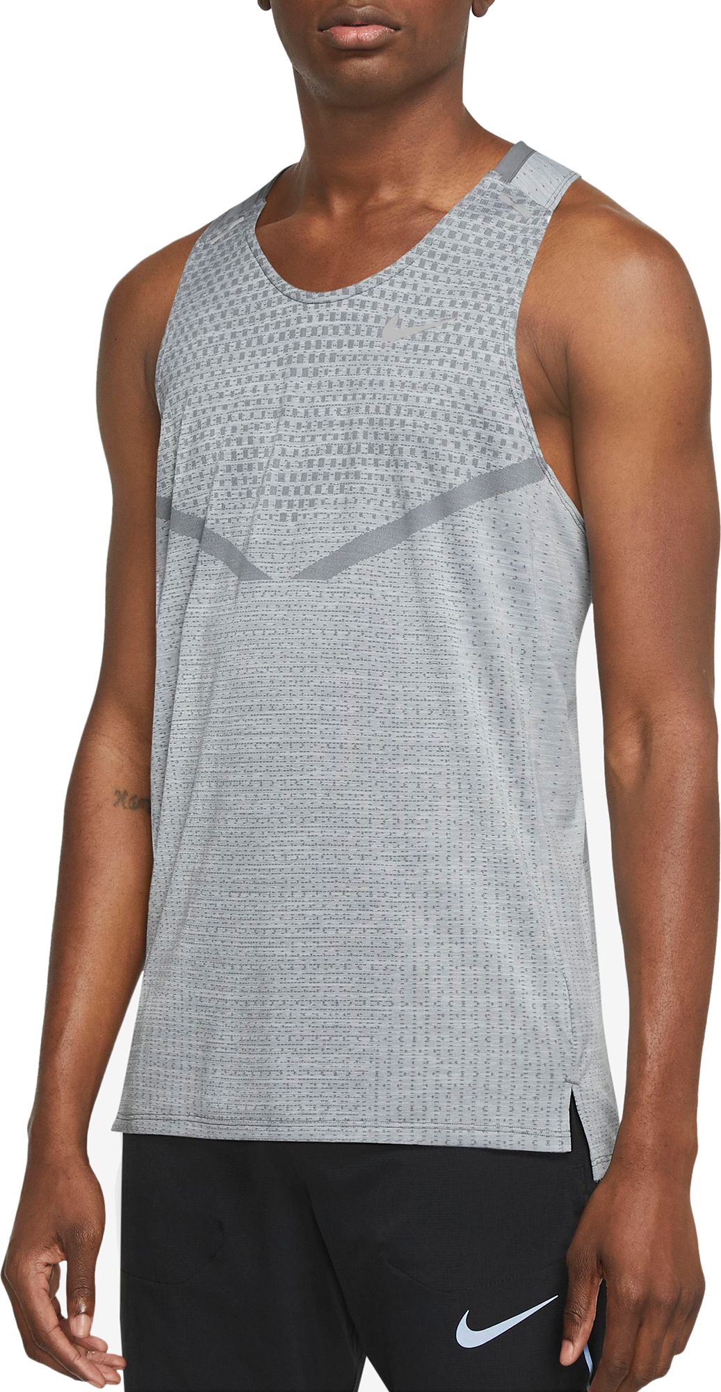 Retailer nike techknit cool tank