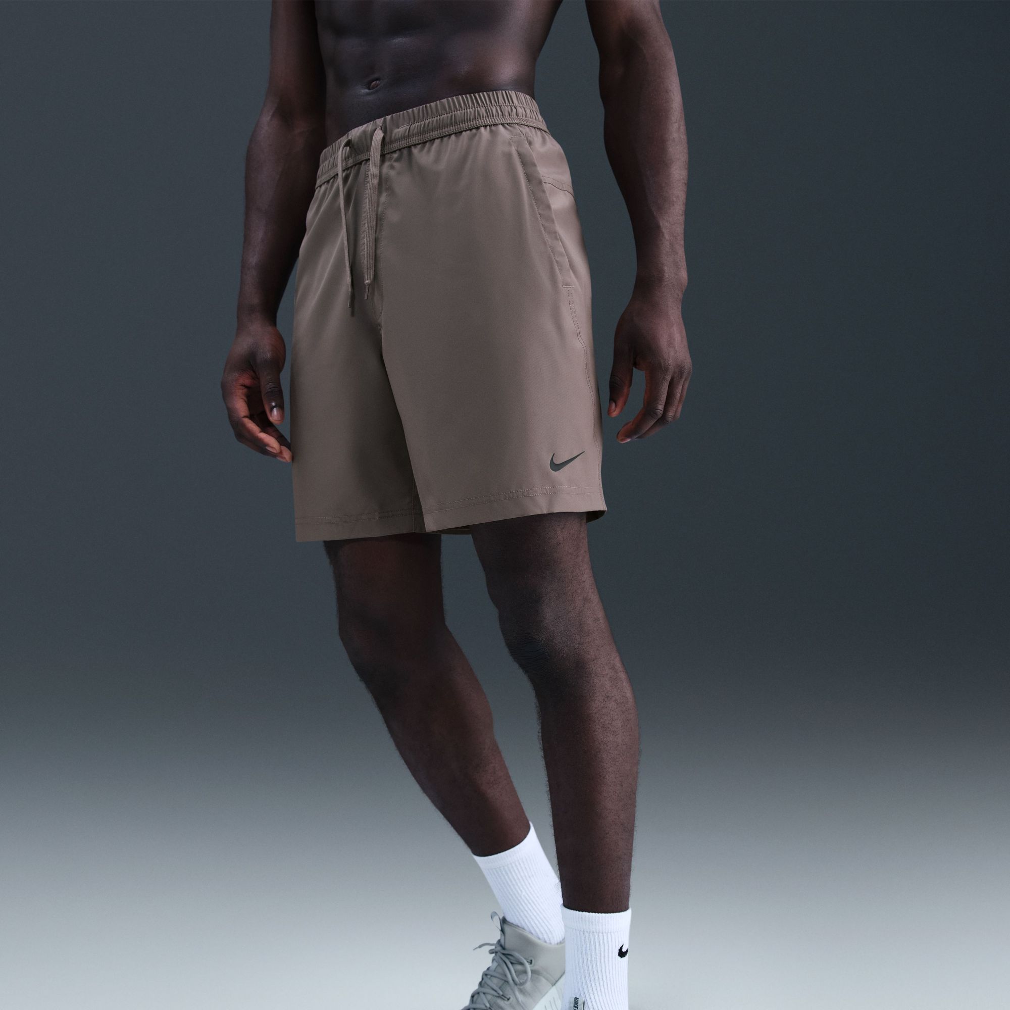 Nike Men's Dri-FIT Form 7