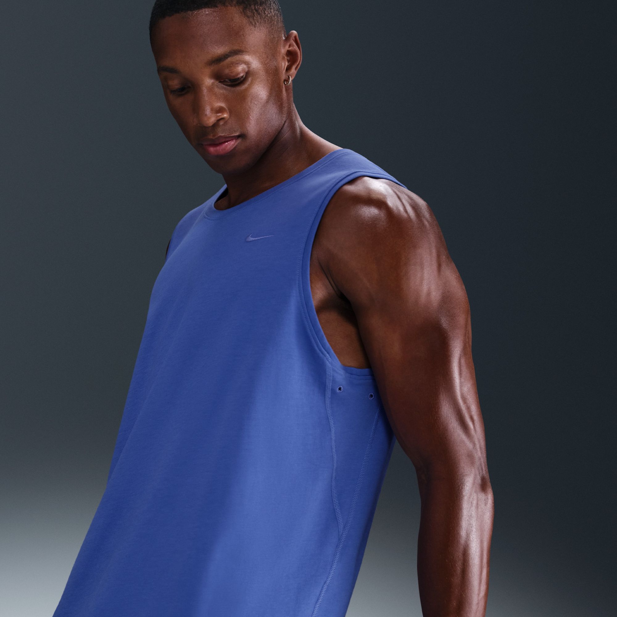 Nike Men's Dri-FIT Primary Versatile Fitness Tank Top | Dick's