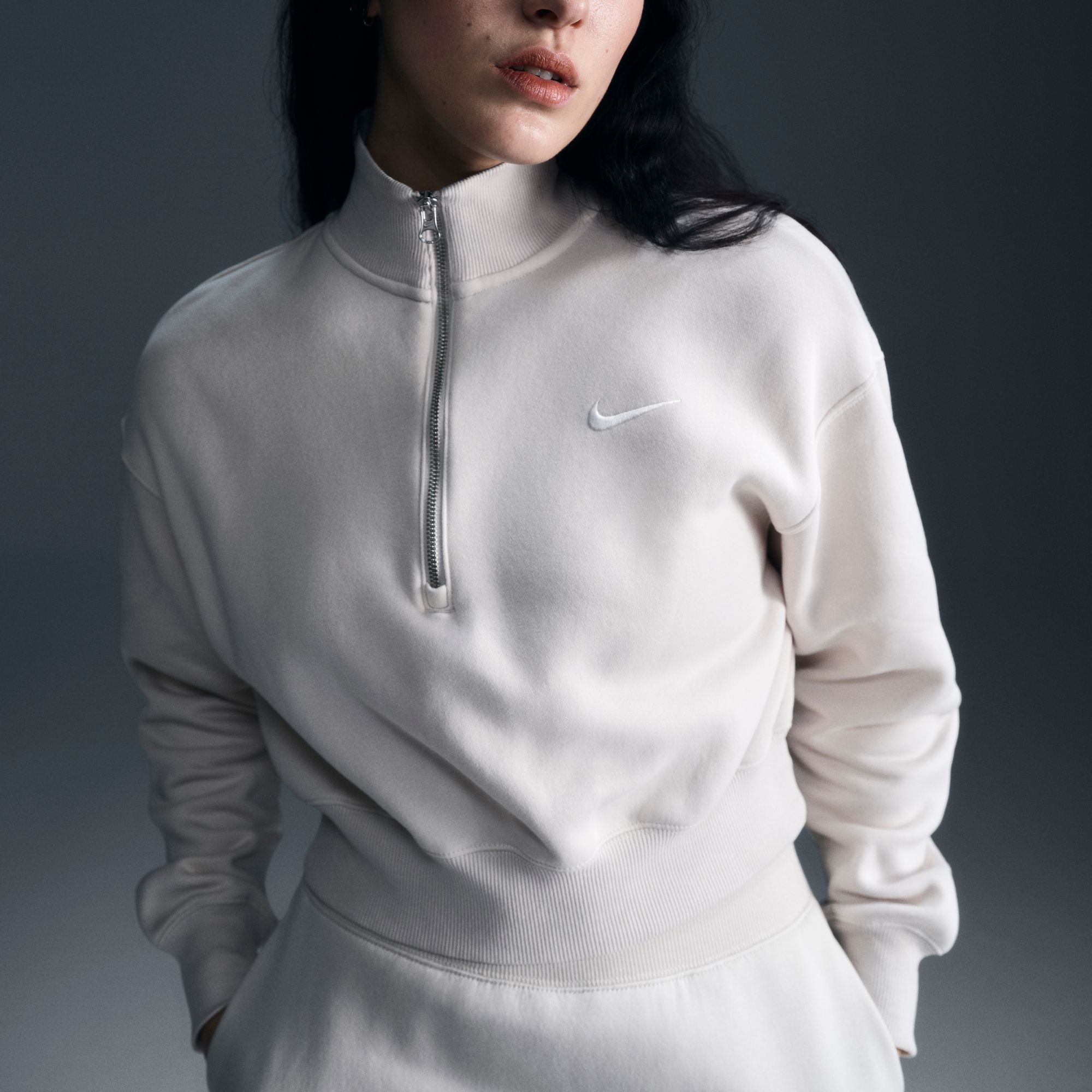Nike Women's Sportswear Phoenix Fleece Oversized 1/2-Zip Crop