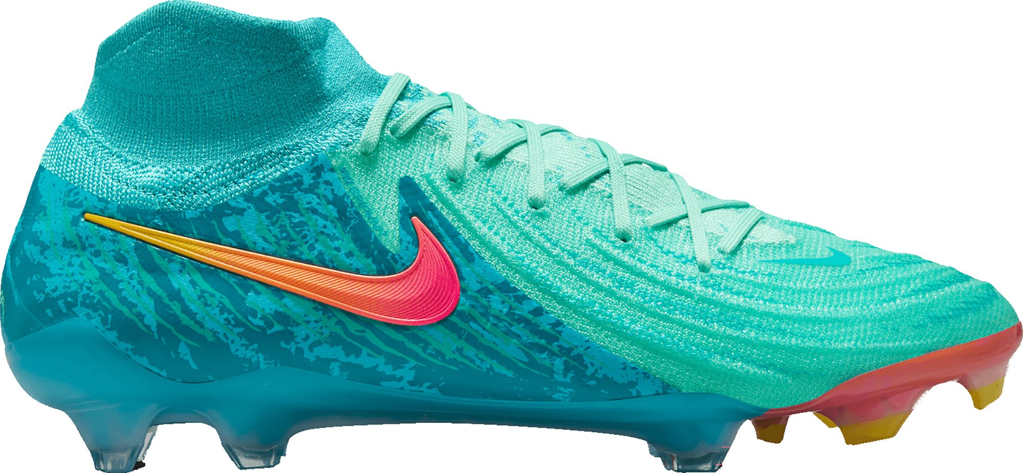 Nike introduces soccer cleat with Flyknit woven upper 