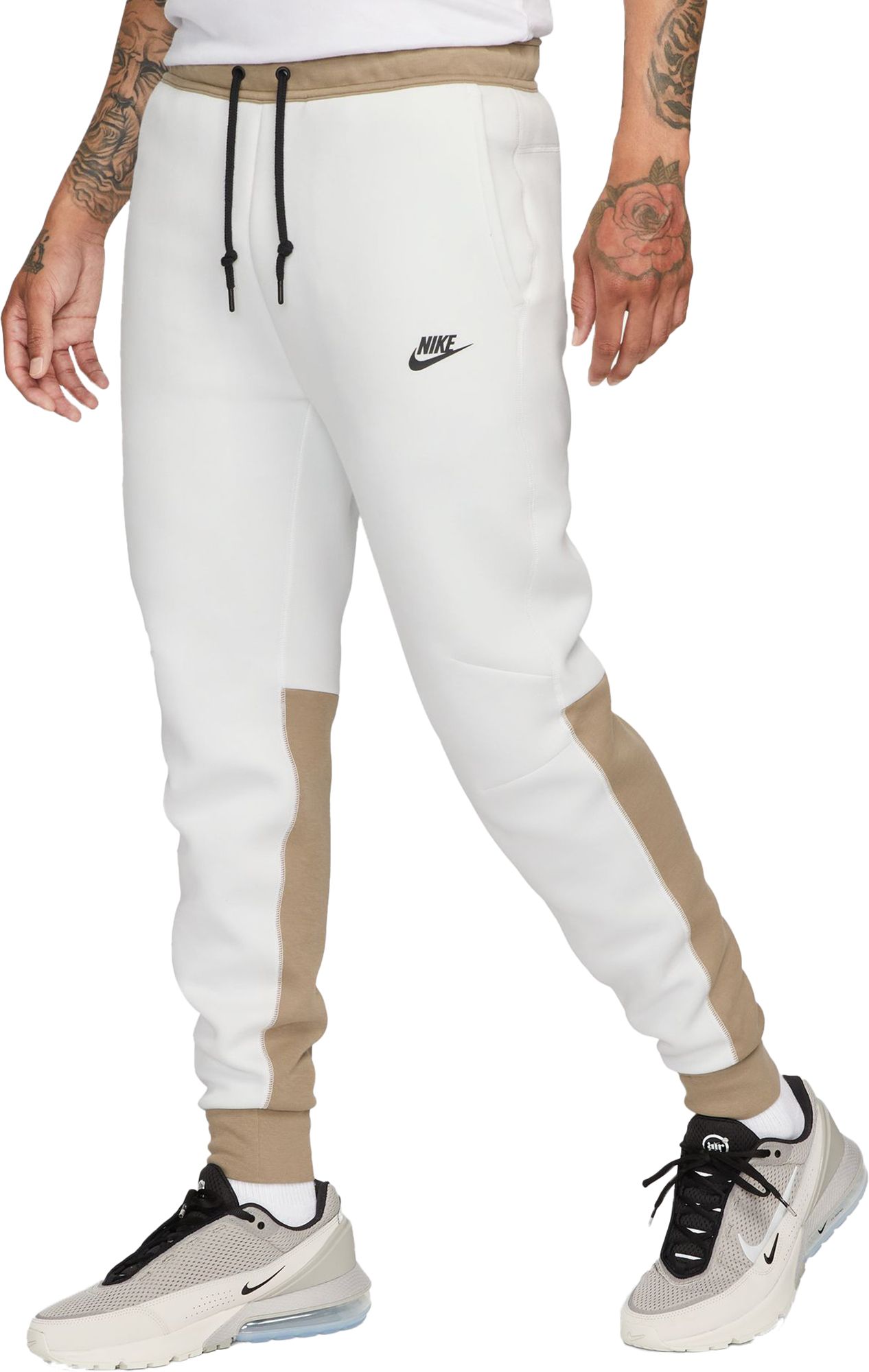 Nike Men s Tech Fleece Slim Fit Jogger Sweatpants Dick s Sporting Goods