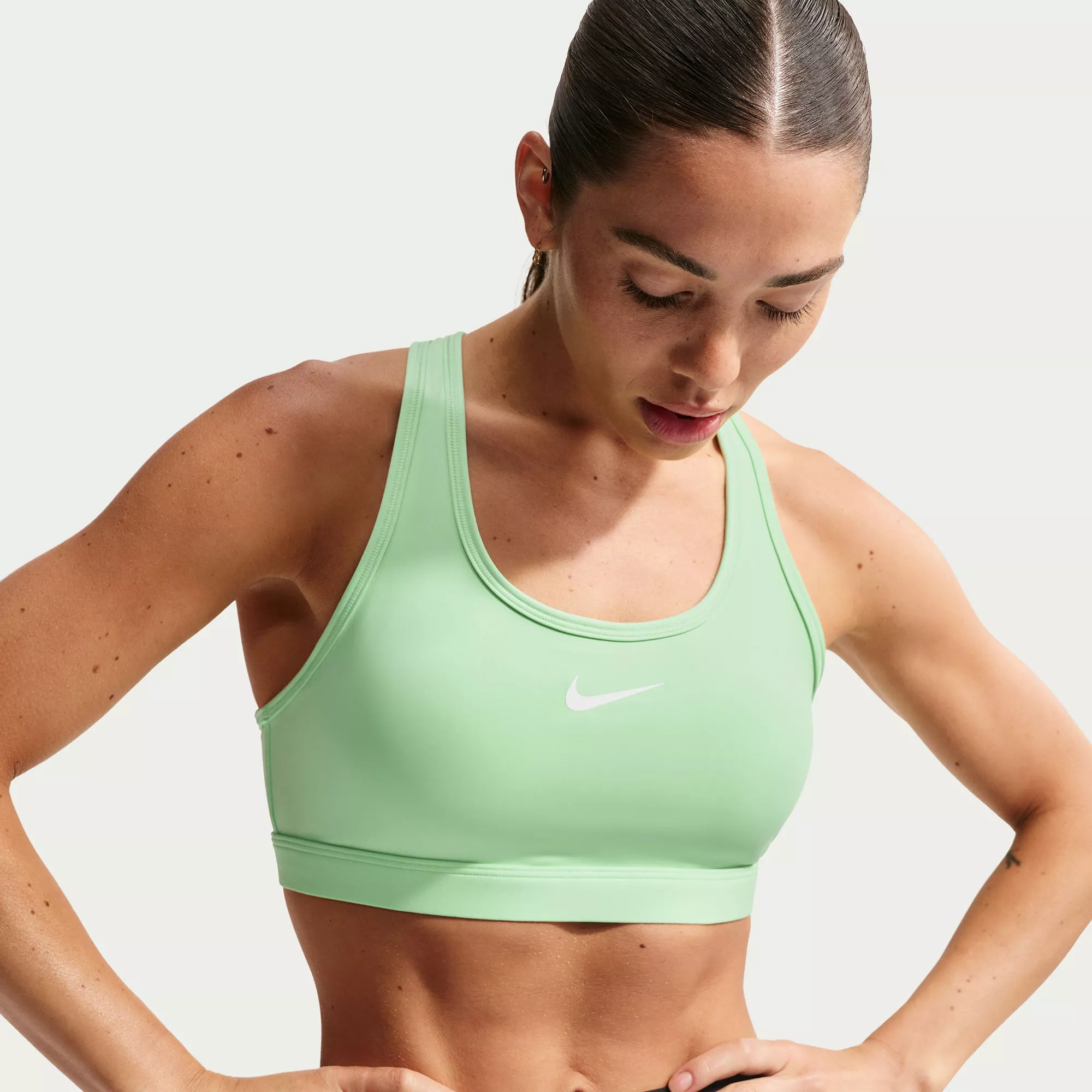 Nike Women's Swoosh Medium Support Padded Sports Bra