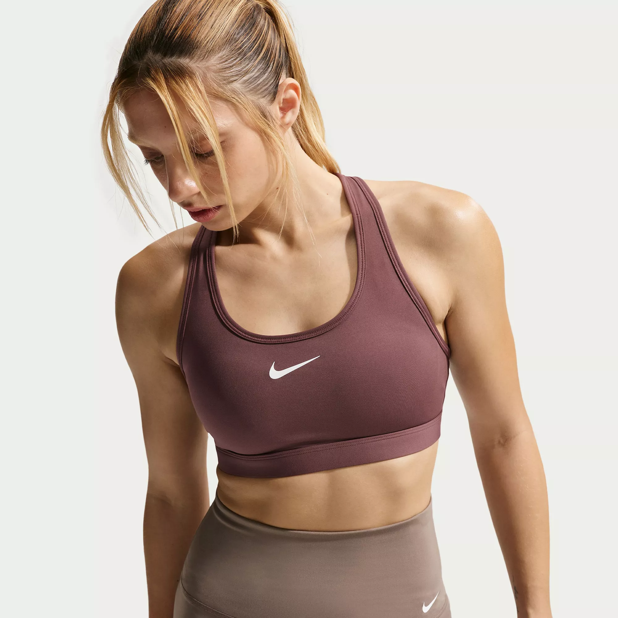 Nike Women's Swoosh Medium Support Padded Sports Bra