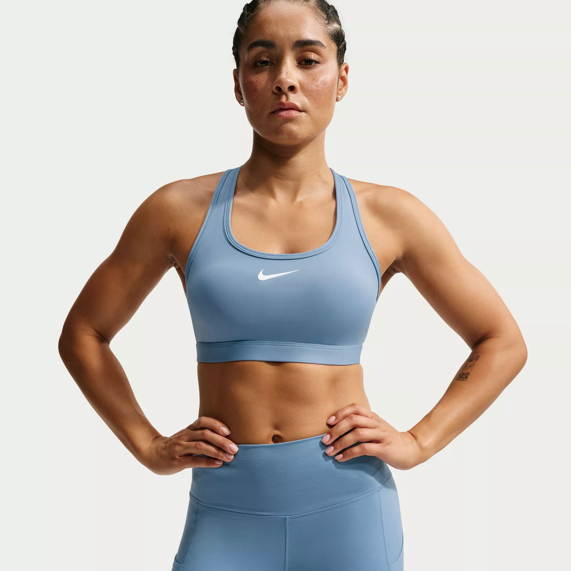 Nike Women's Swoosh Medium Support Padded Sports Bra