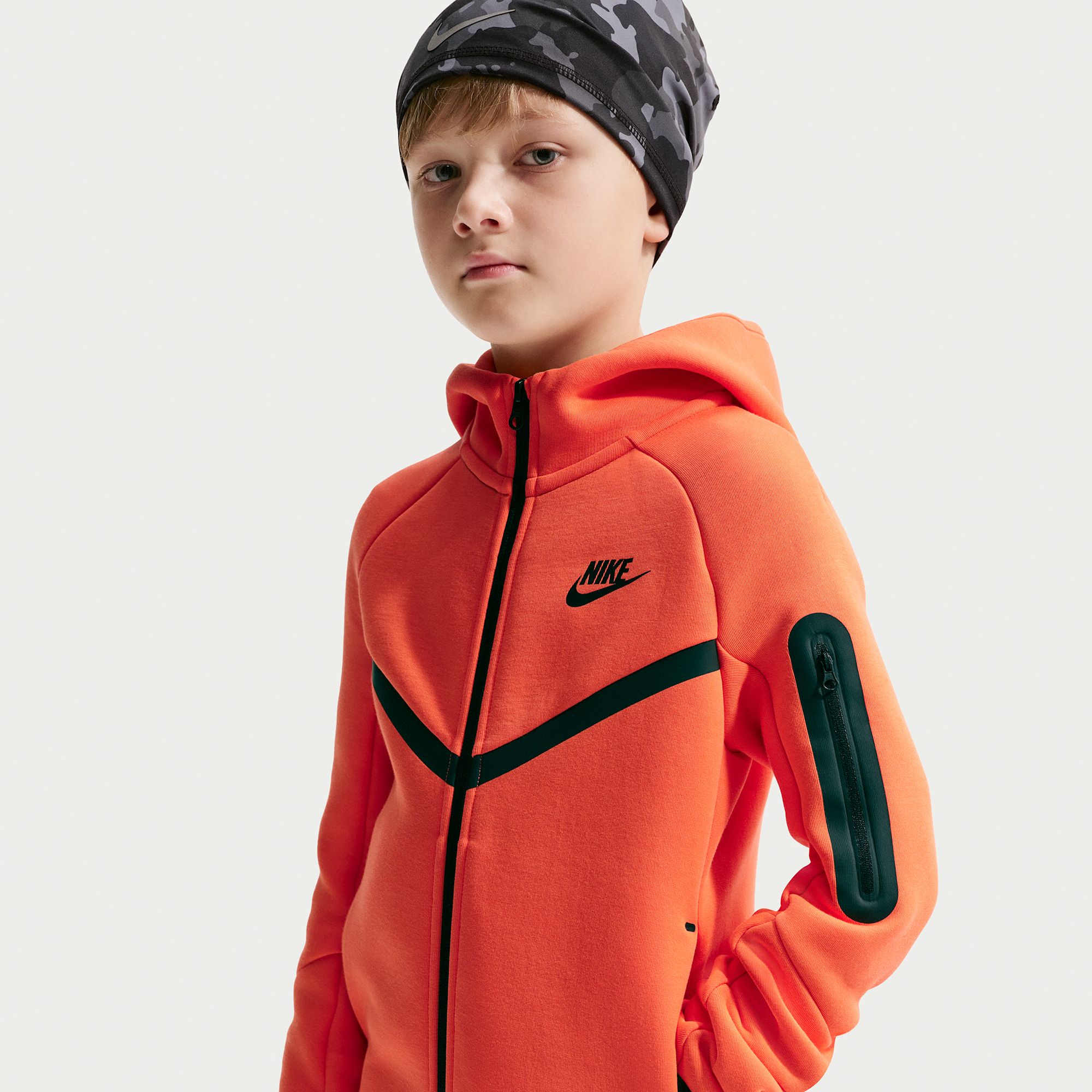 Nike Boys' Tech Fleece Full-Zip Sweatshirt | Dick's Sporting Goods
