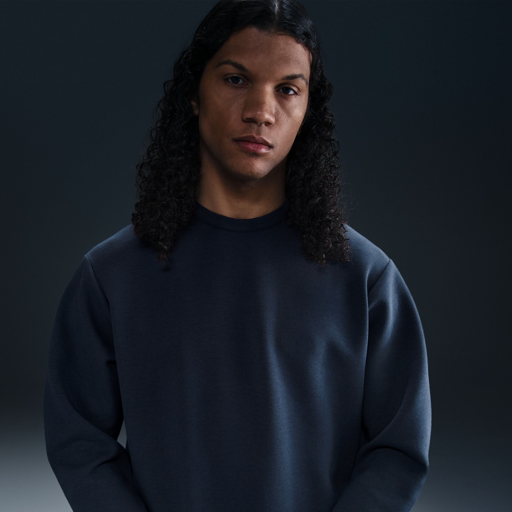 Nike Men's 24.7 ImpossiblySoft Dri-FIT Crewneck Sweatshirt