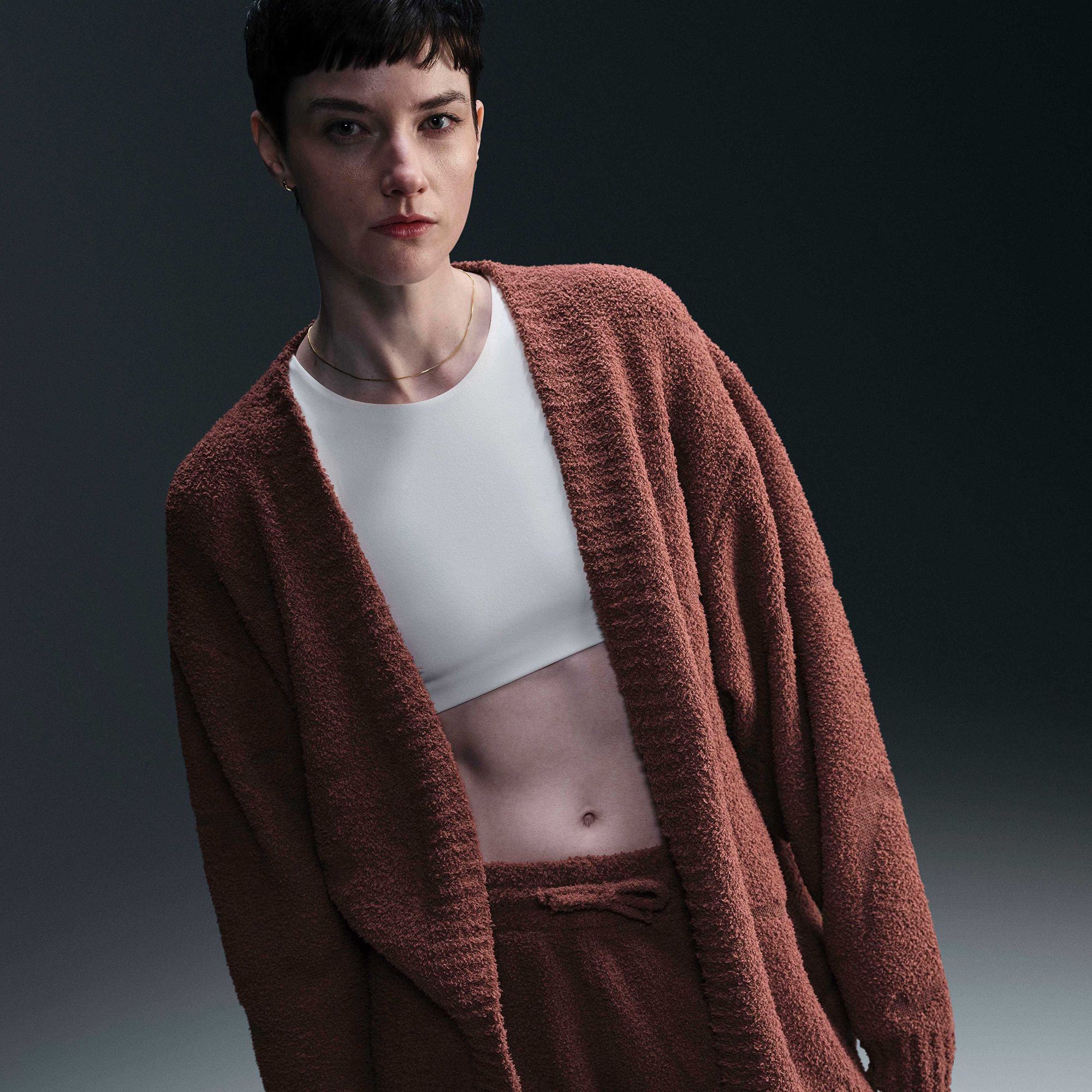 Nike Women's Sportswear Phoenix Boucle Oversized Knit Cardigan