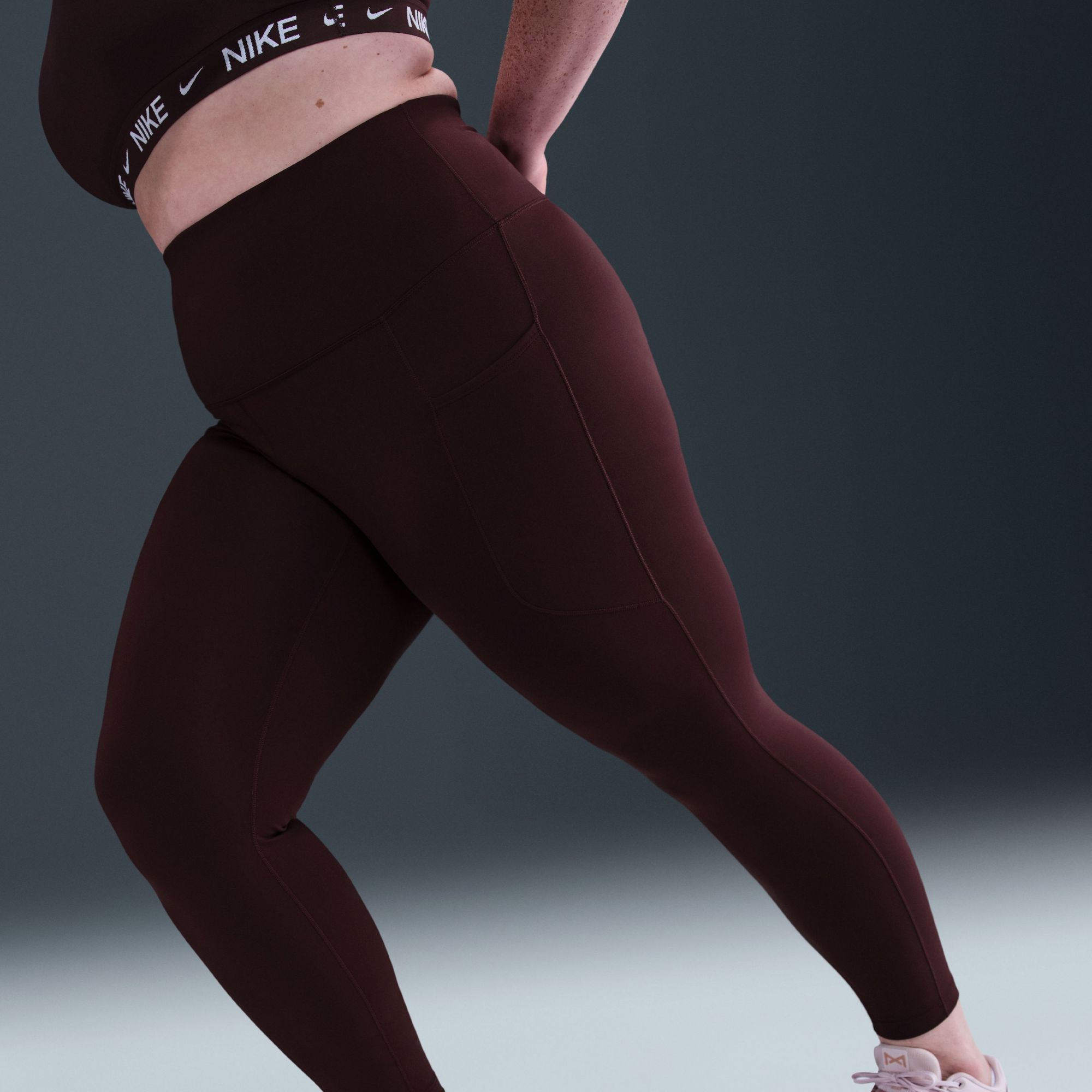 Nike Women's One High-Waisted 7/8 Leggings with Pockets (Plus Size