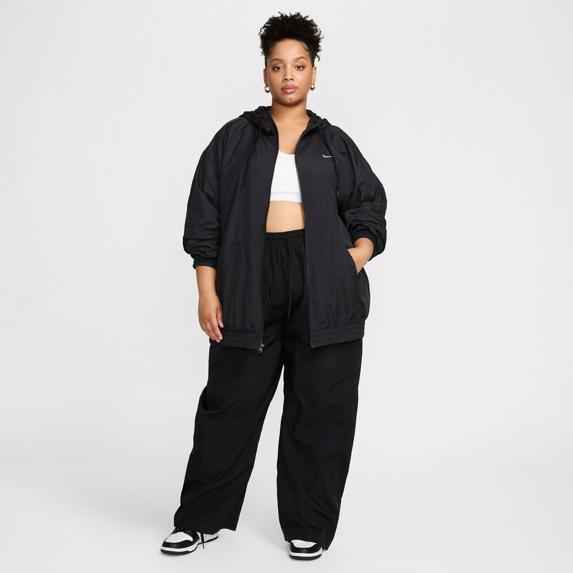 Nike Women's Windrunner High-Waisted Woven Open-Hem Pants (Plus