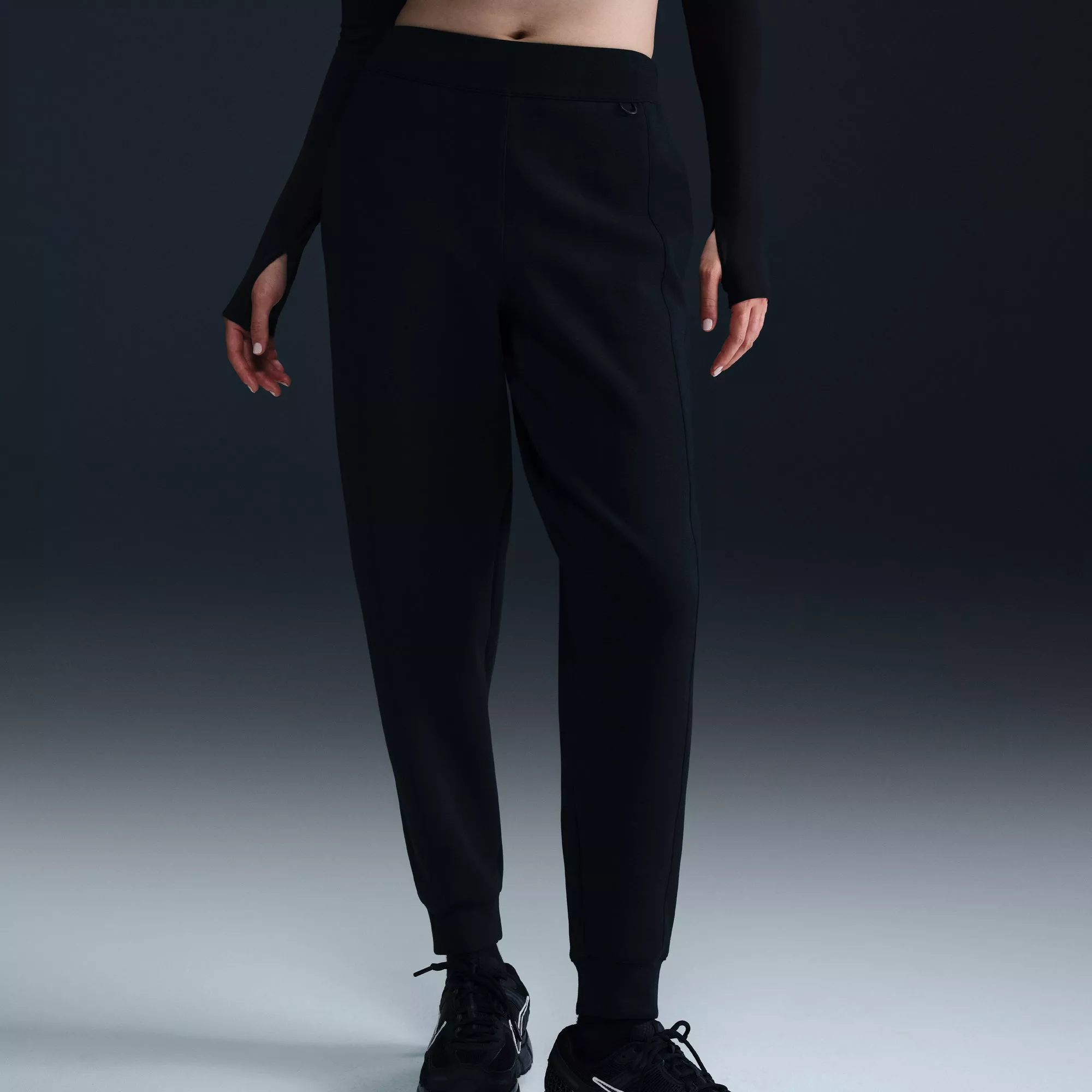 Nike Women's 24.7 ImpossiblySoft Mid-Rise Joggers