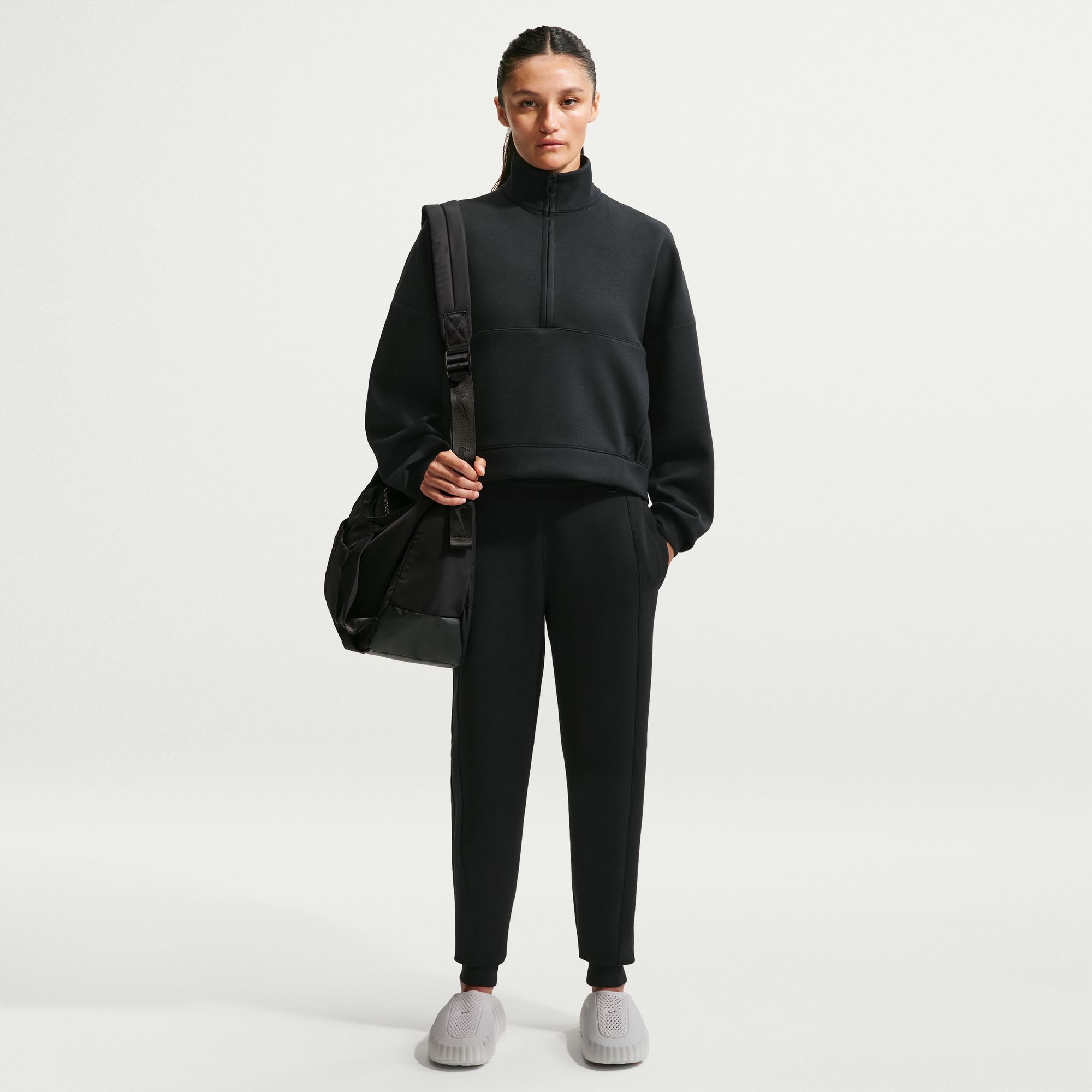 Nike Women's 24.7 ImpossiblySoft Mid-Rise Joggers | Dick's