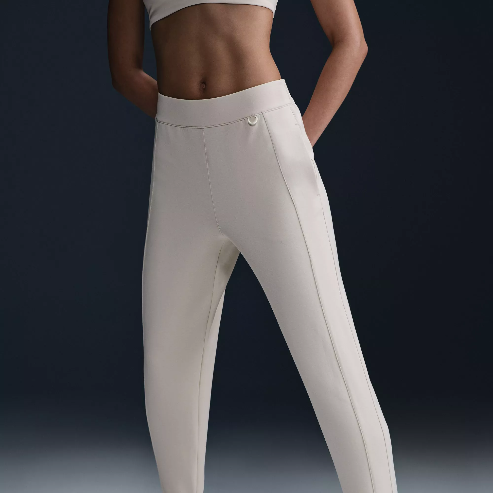 Nike Women's 24.7 ImpossiblySoft Mid-Rise Joggers