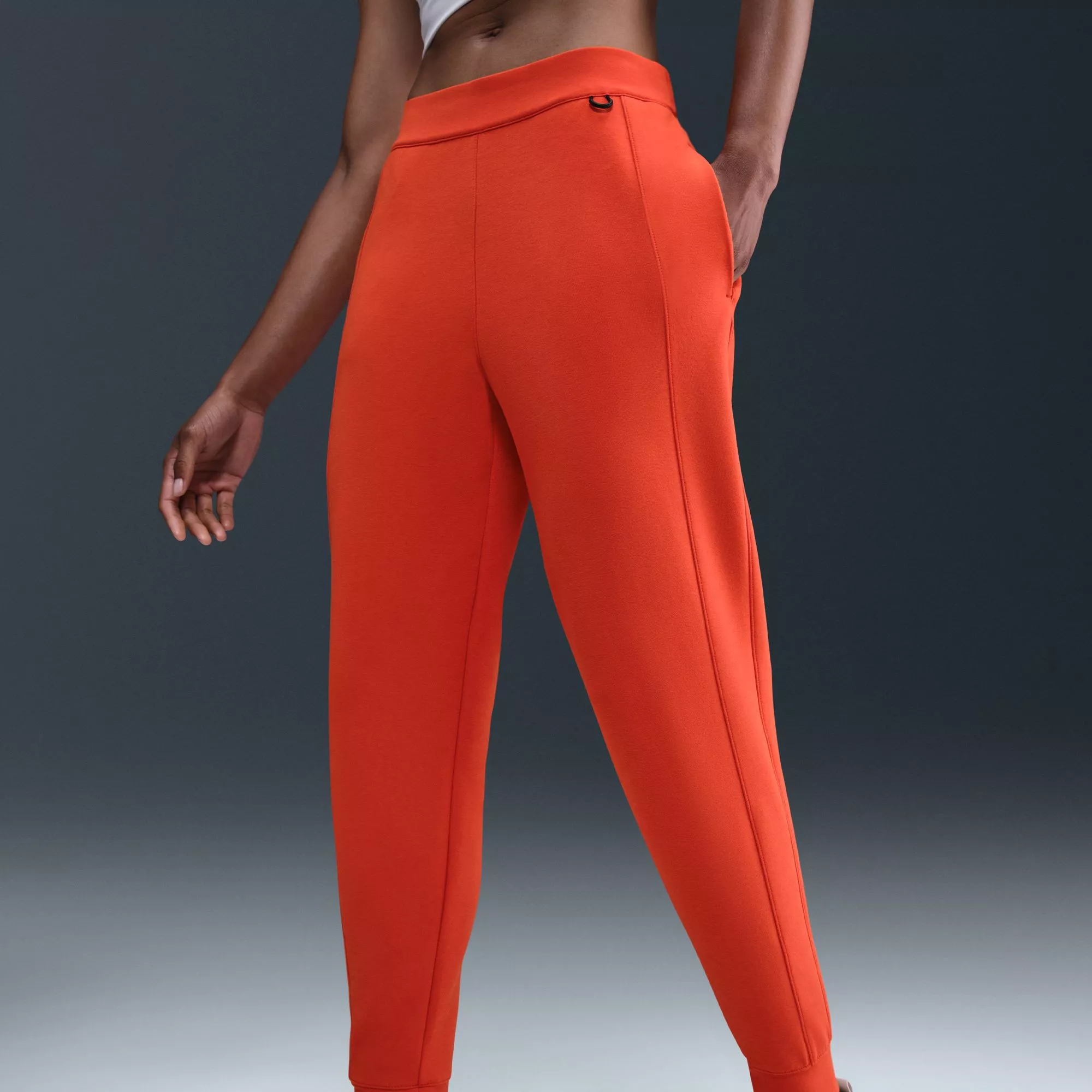 Nike Women's 24.7 ImpossiblySoft Mid-Rise Joggers