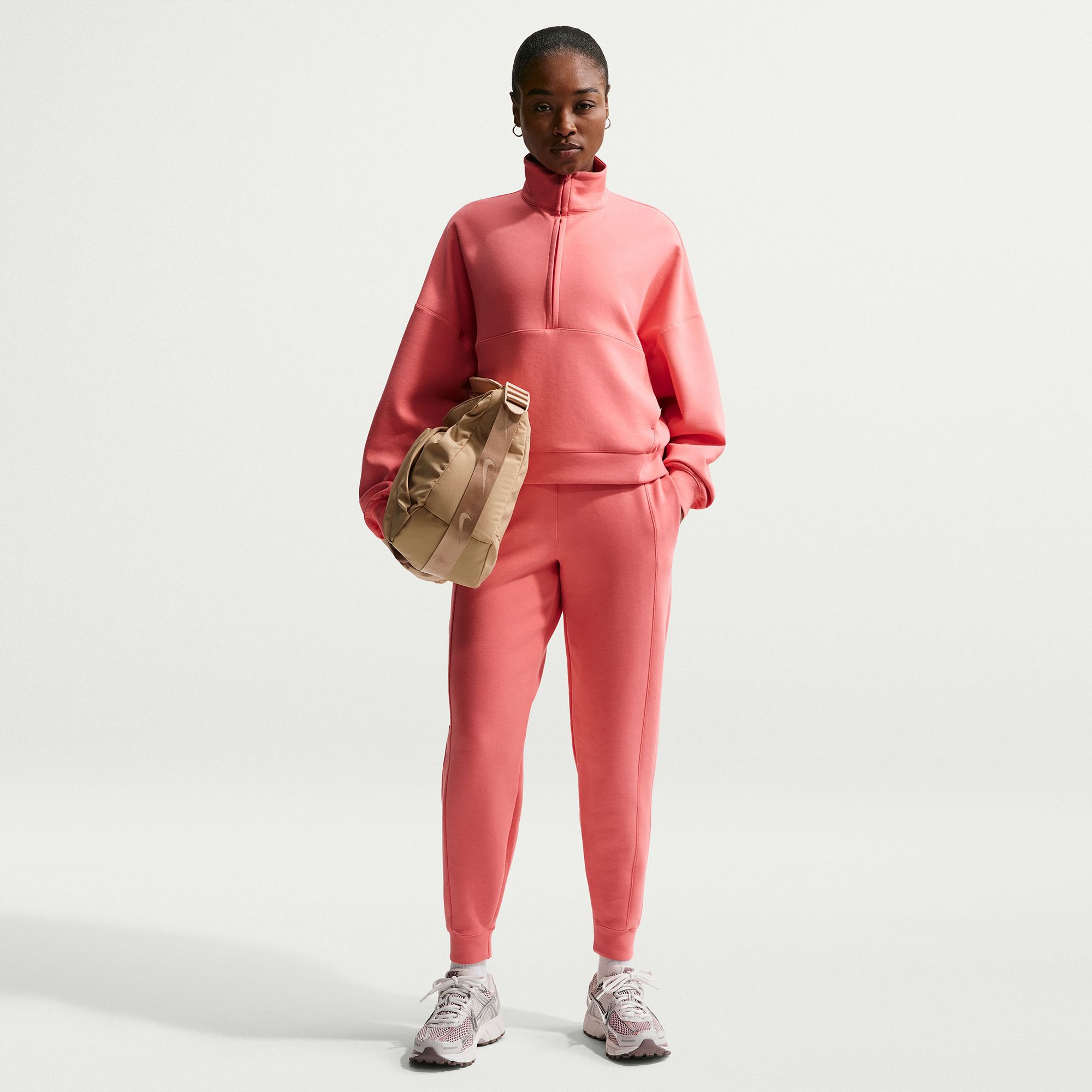Nike Women's 24.7 ImpossiblySoft Mid-Rise Joggers | Dick's