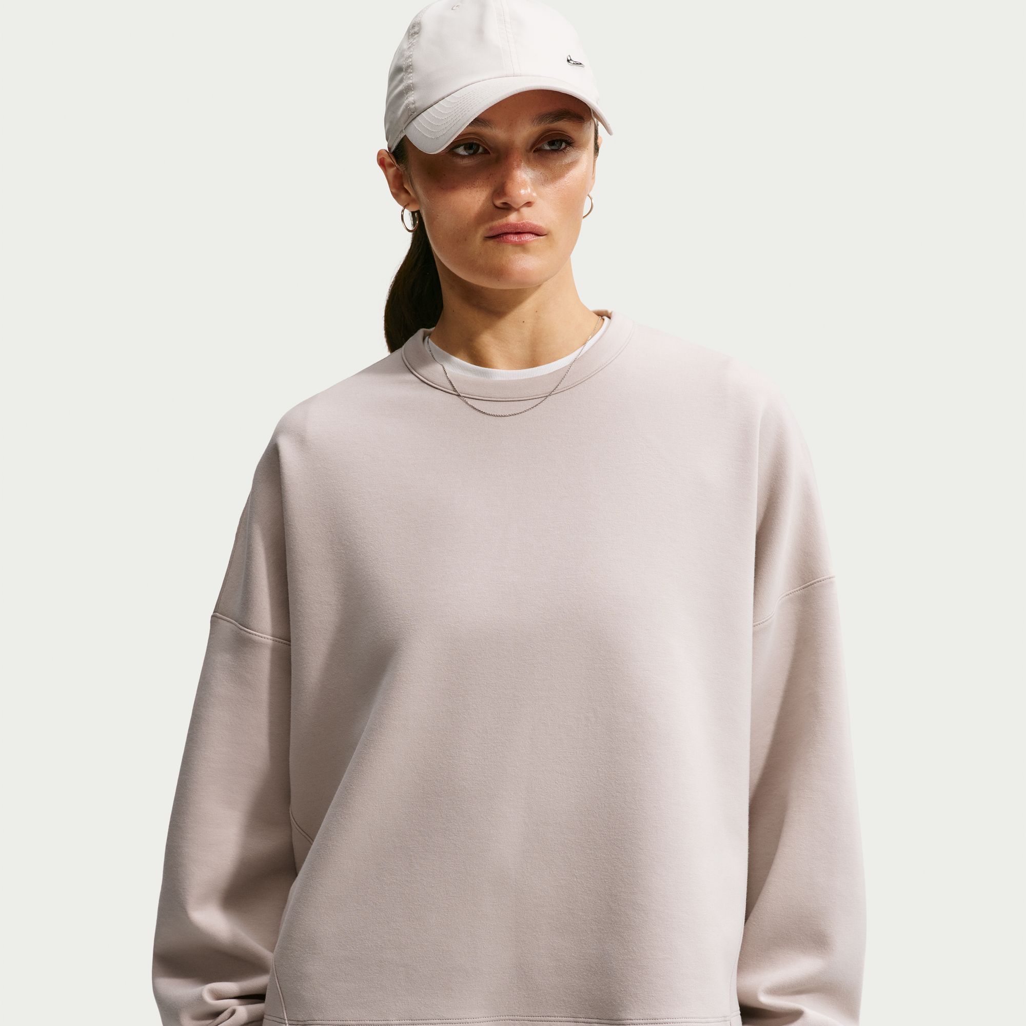 Nike Women's 24.7 ImpossiblySoft Oversized Crewneck Sweatshirt