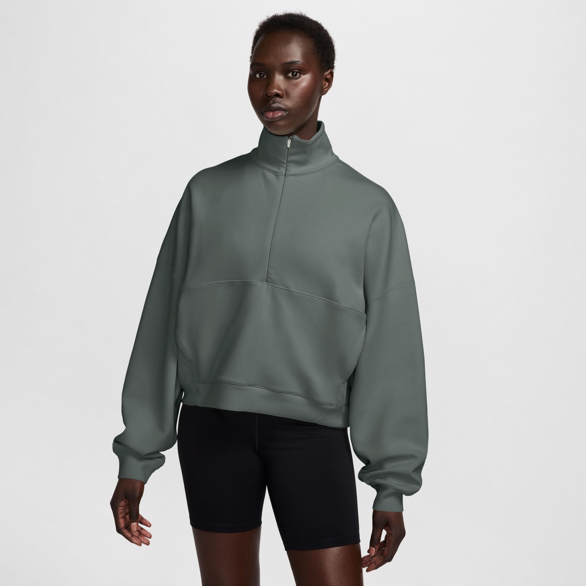 Nike Women's 24.7 ImpossiblySoft Oversized 1/2 Zip Sweatshirt
