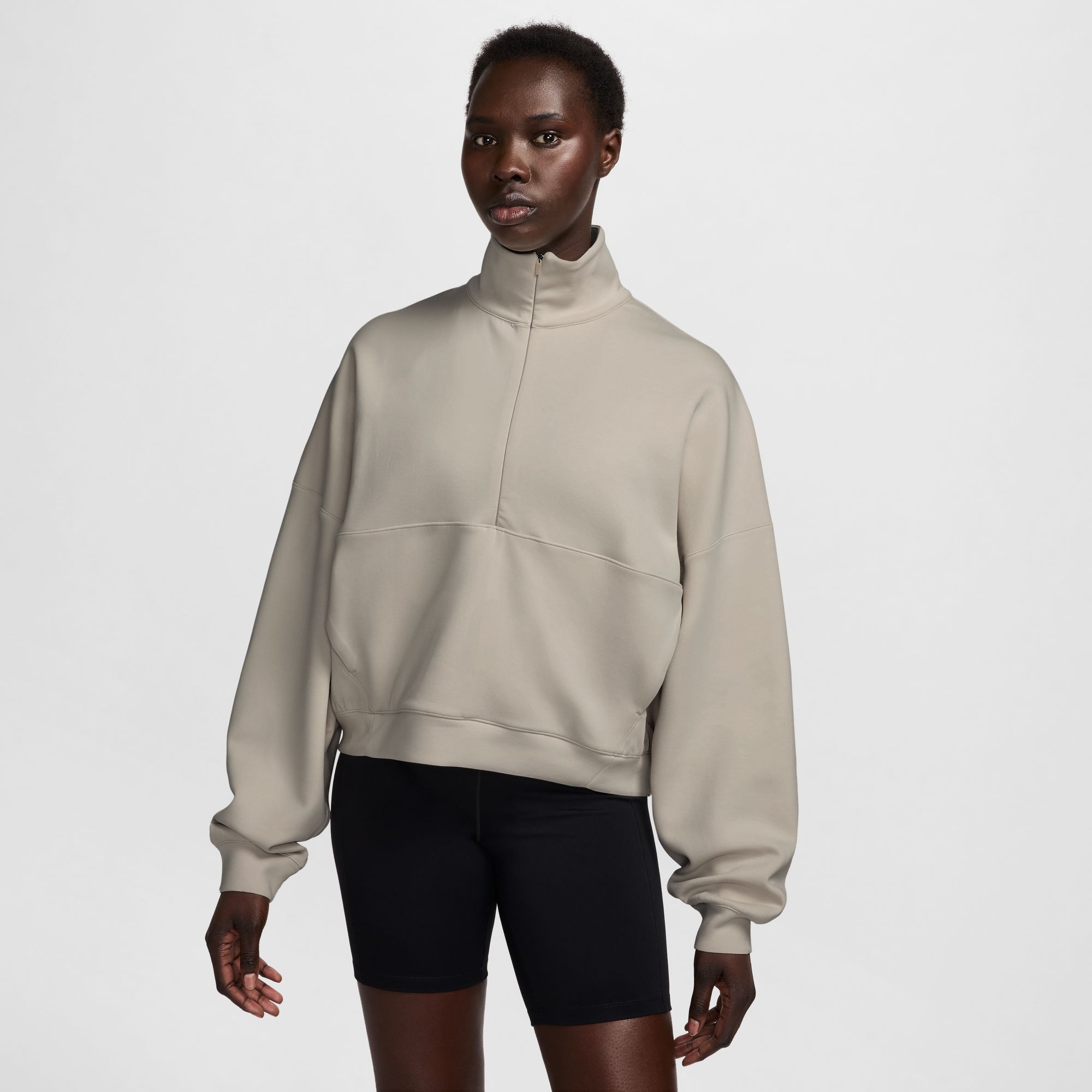 Nike Women's 24.7 ImpossiblySoft Oversized 1/2 Zip Sweatshirt