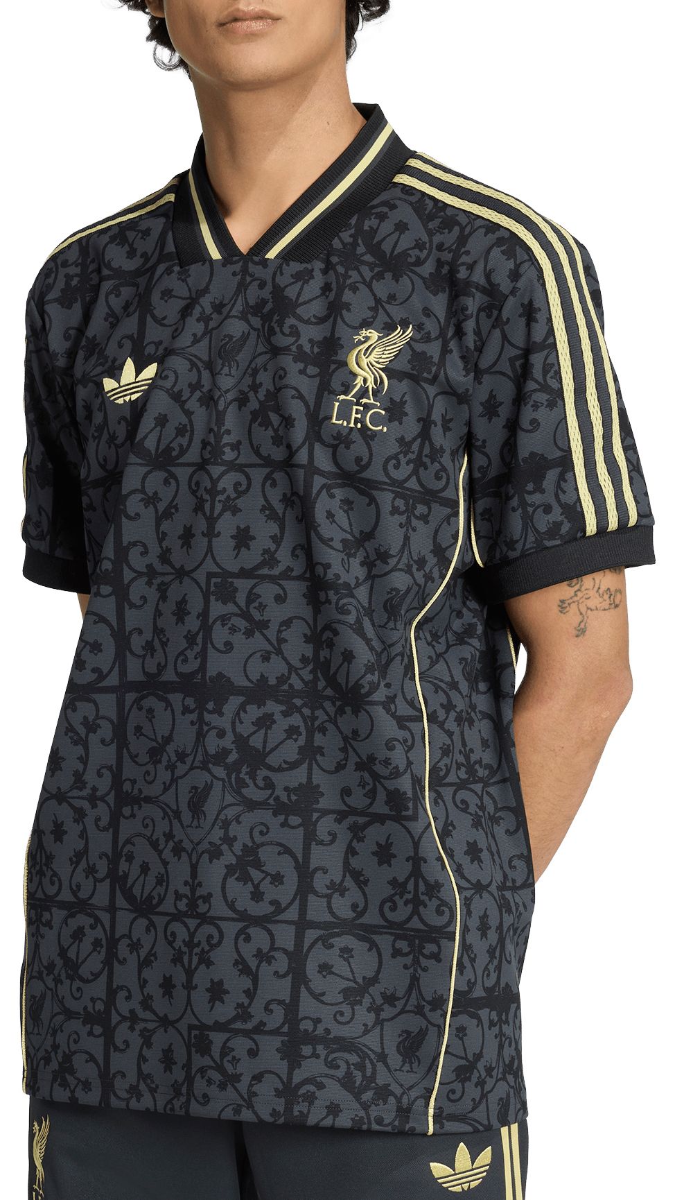 adidas Adult Liverpool FC 2025-26 Team Logo Third Jersey | Dick's