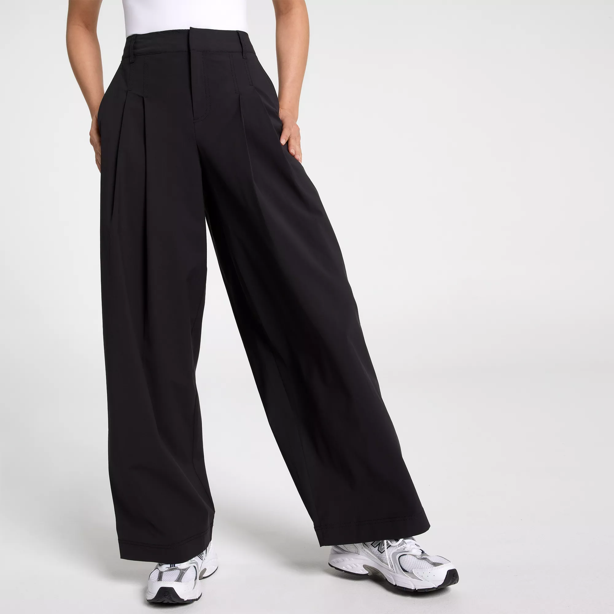CALIA Women's Effortless Nyluxe Pleated Wide Leg Pant