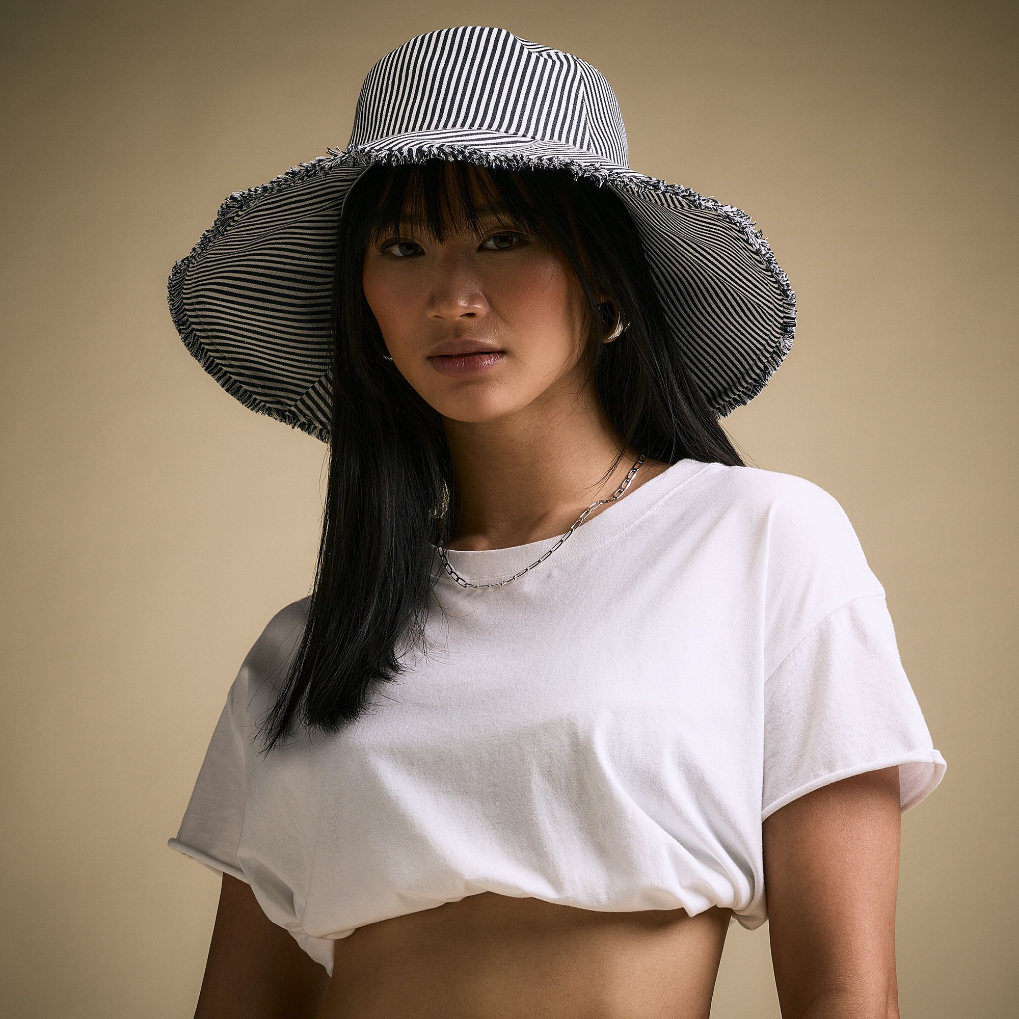 CALIA Women display picture 1