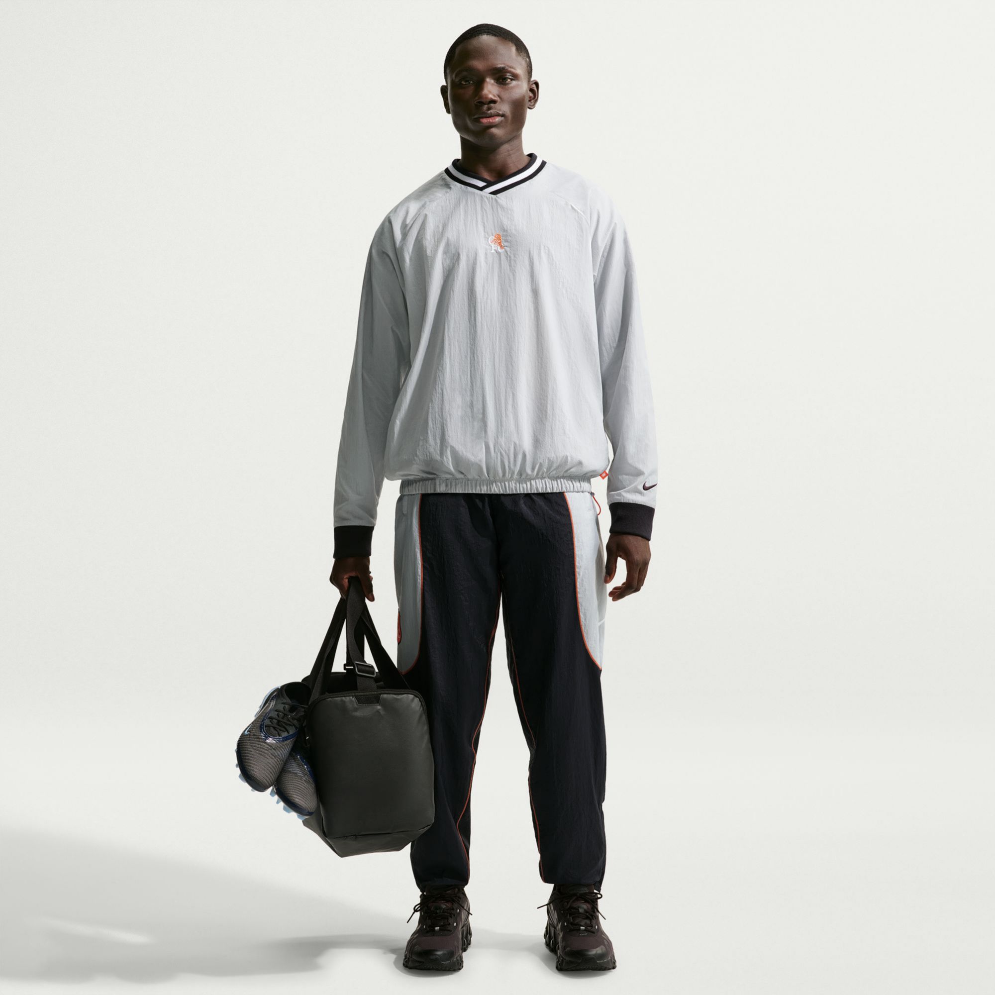 Nike Adult Chelsea FC Wolf Gray 2025 Strike Jacket | Dick's
