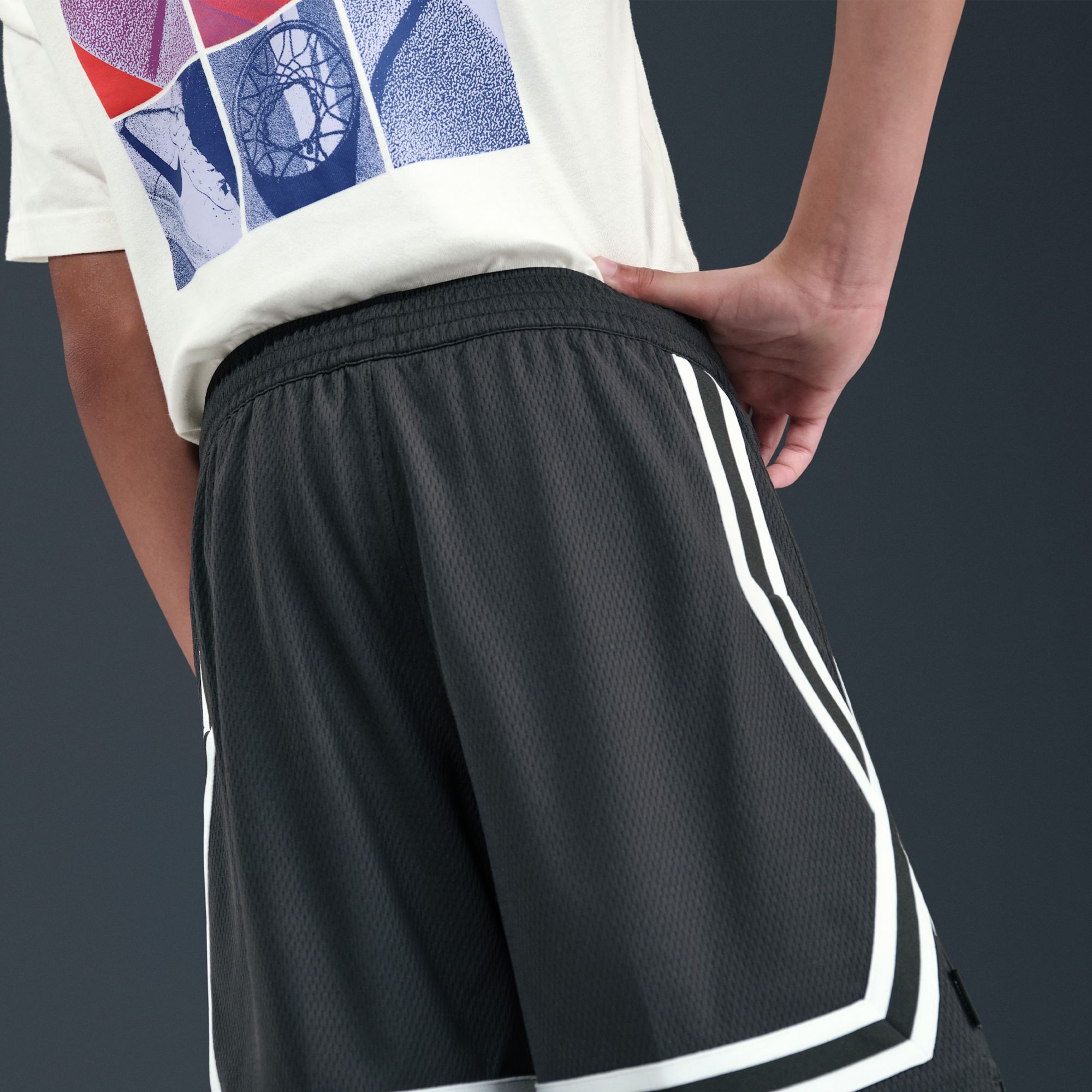 白 リフト STANDARD LYFT BASKETBALL SHORTS XL