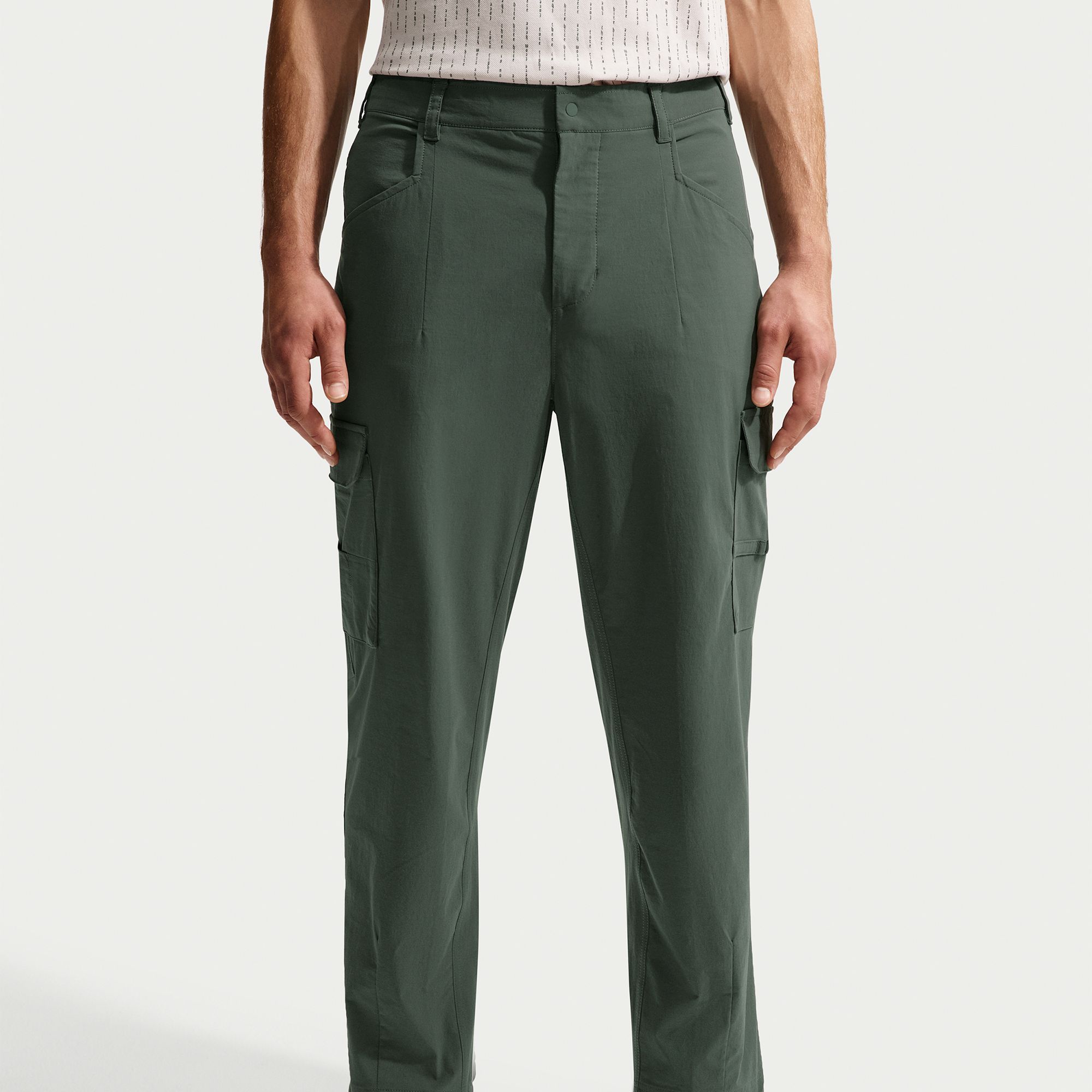 Nike Men's Fairway Fresh Dri-FIT Loose Golf Pant | Golf Galaxy