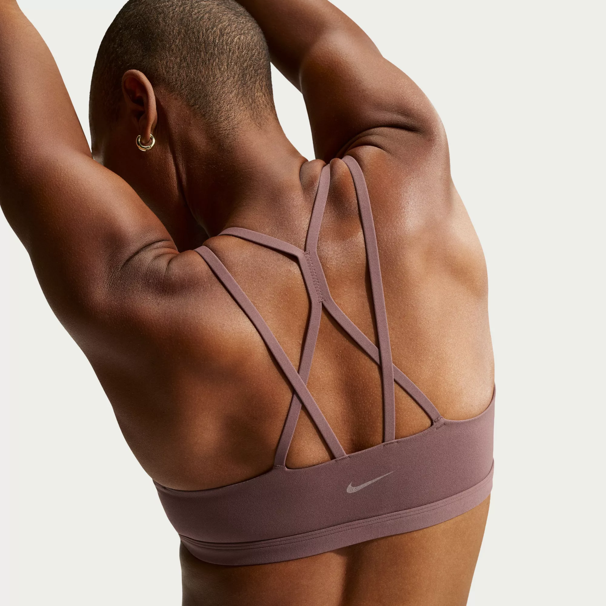 Nike Women's Zenvy Strappy Light-Support Padded Sports Bra