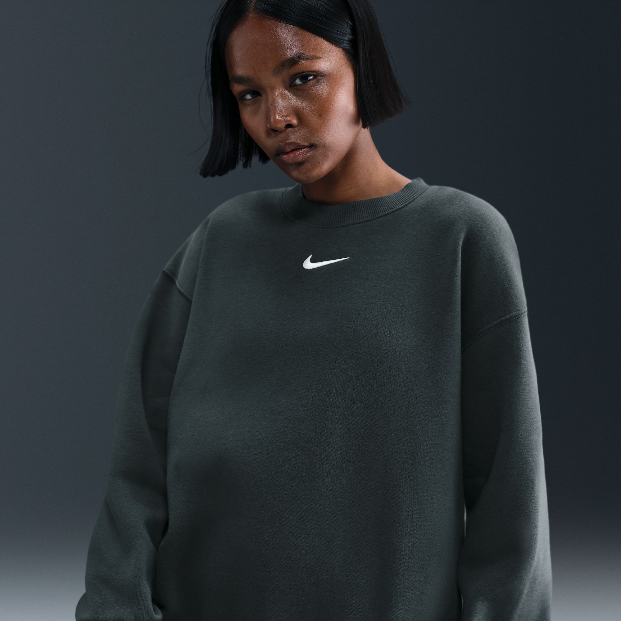 Nike Women's Sportswear Phoenix Fleece Oversized Crew-Neck