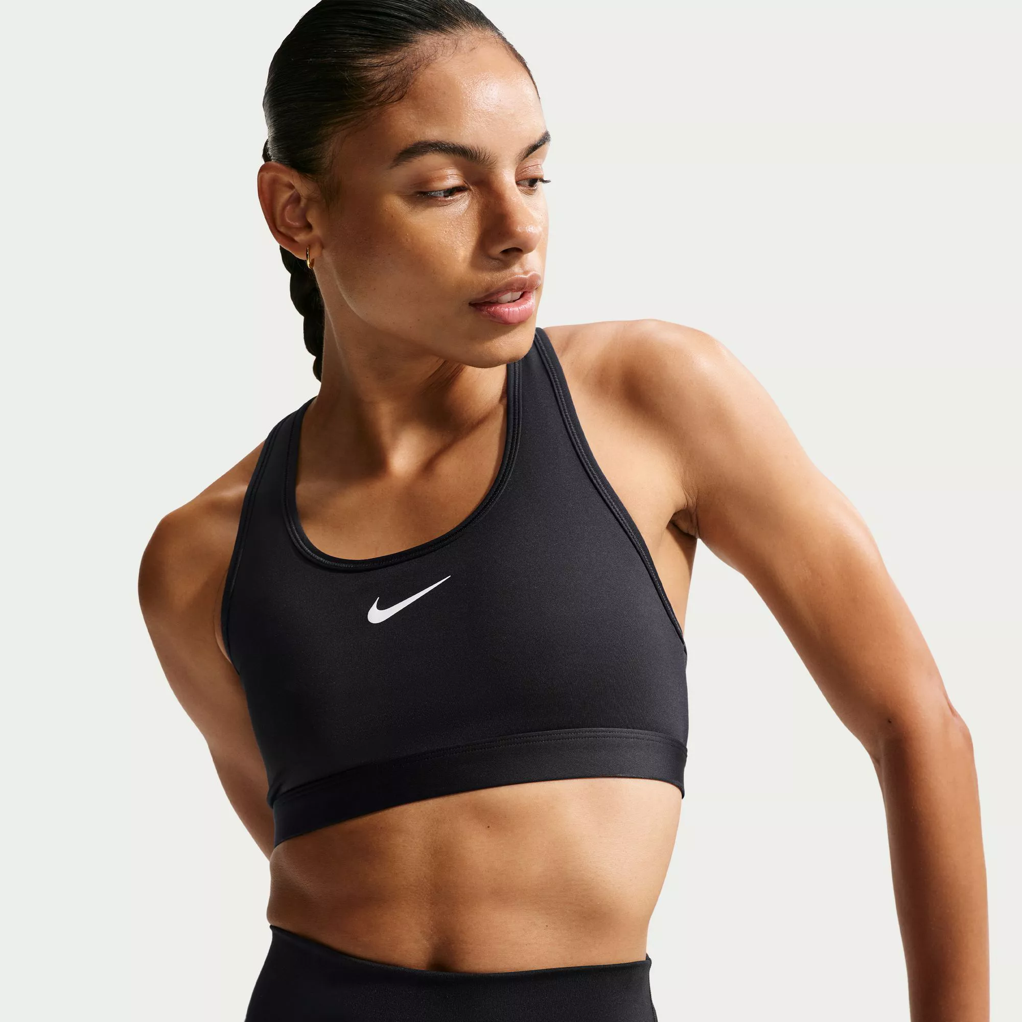 Nike Women's Swoosh Medium Support Non-Padded Sports Bra