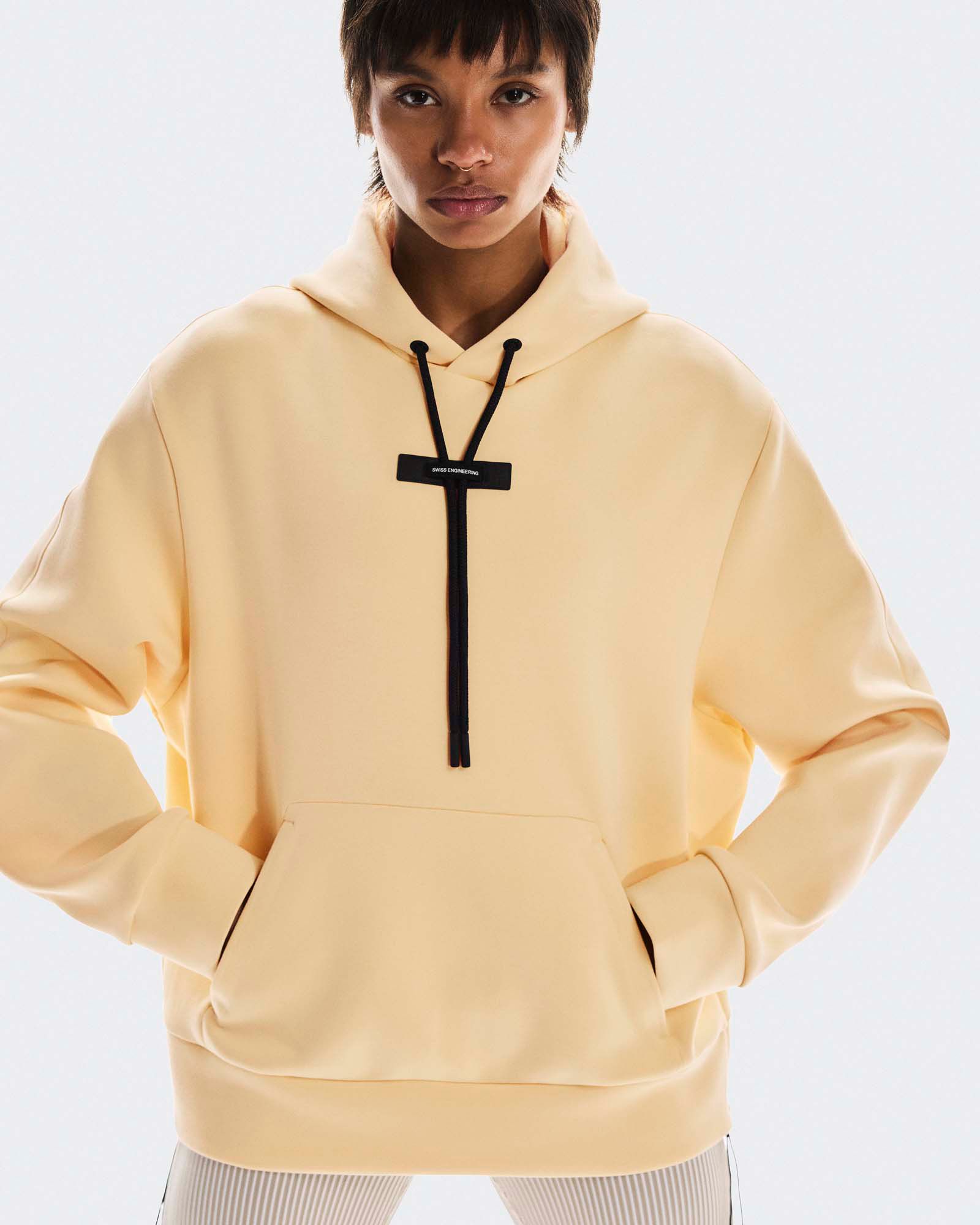 【新品タグ付き】On Focus Tech Hoodie パーカー イエロー　S On Women's Focus Tech Hoodie | Dick's Sporting Goods