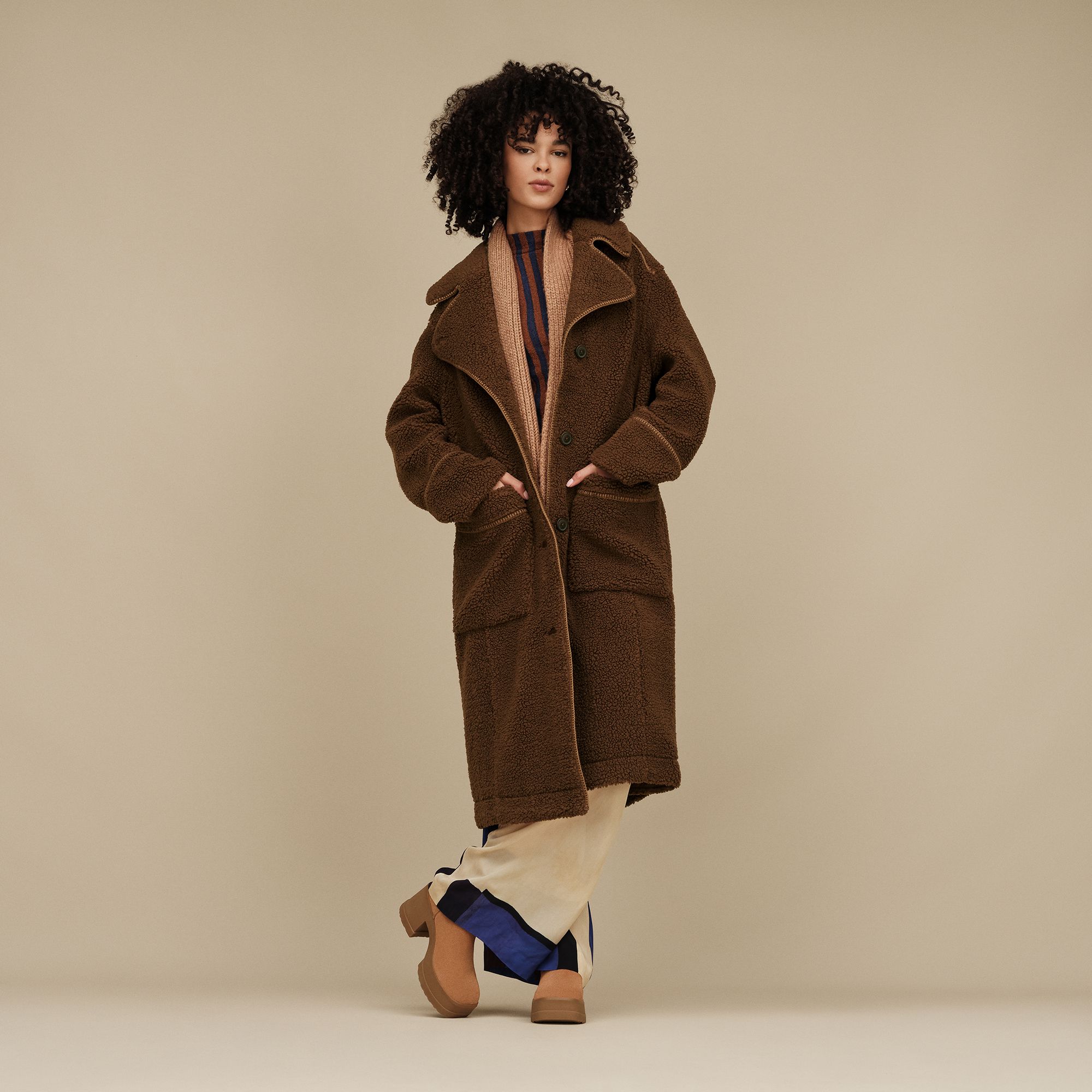 ASHBURY アグ UGGFLUFF UGG M 試着のみ / PEACOAT