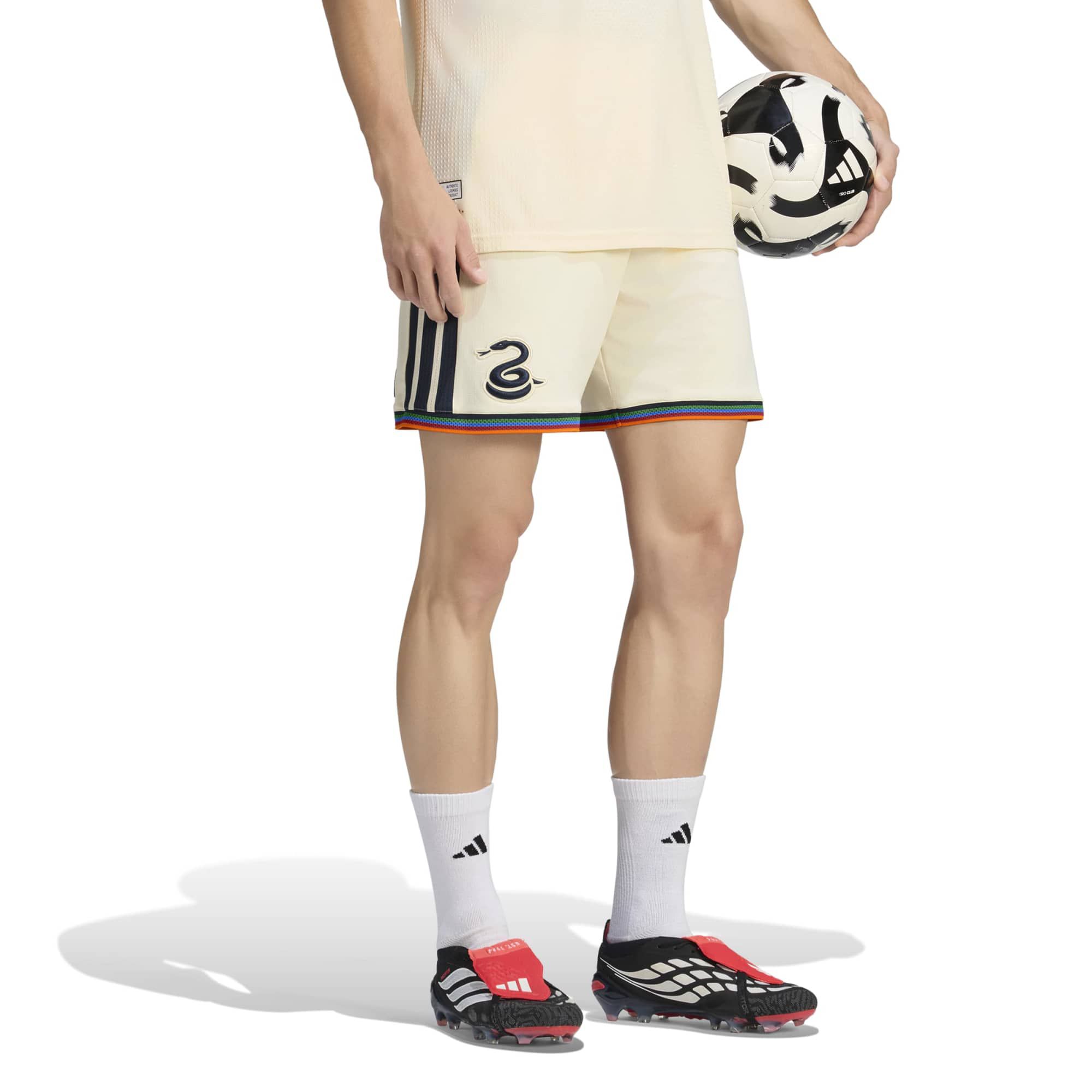 最終値下げ 倖田來未　baseball shirt shortsセット adidas Adult Philadelphia Union 2026 Third Authentic Shorts