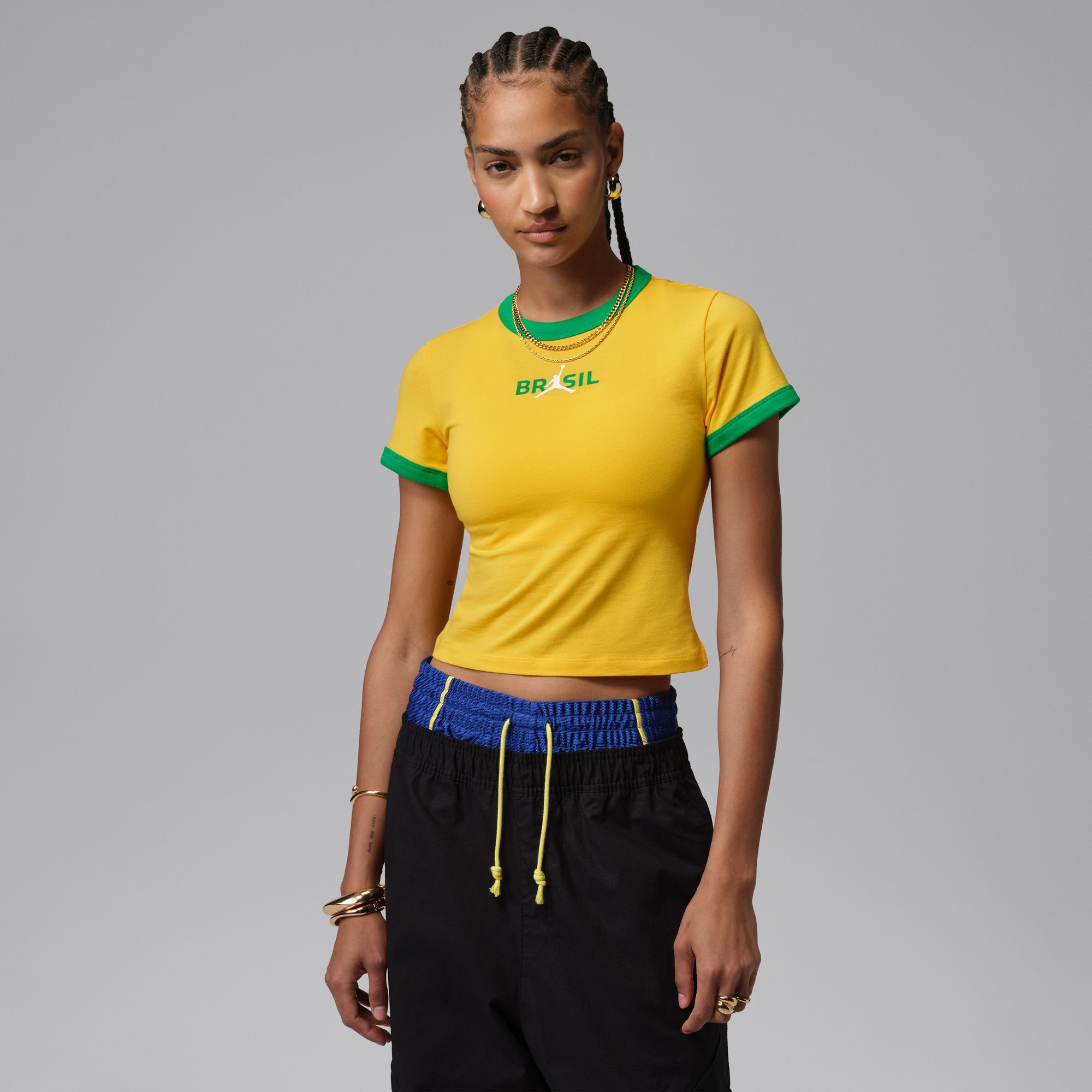 Jordan Women's Graphic Brazil Crewneck Shirt | Dick's Sporting Goods