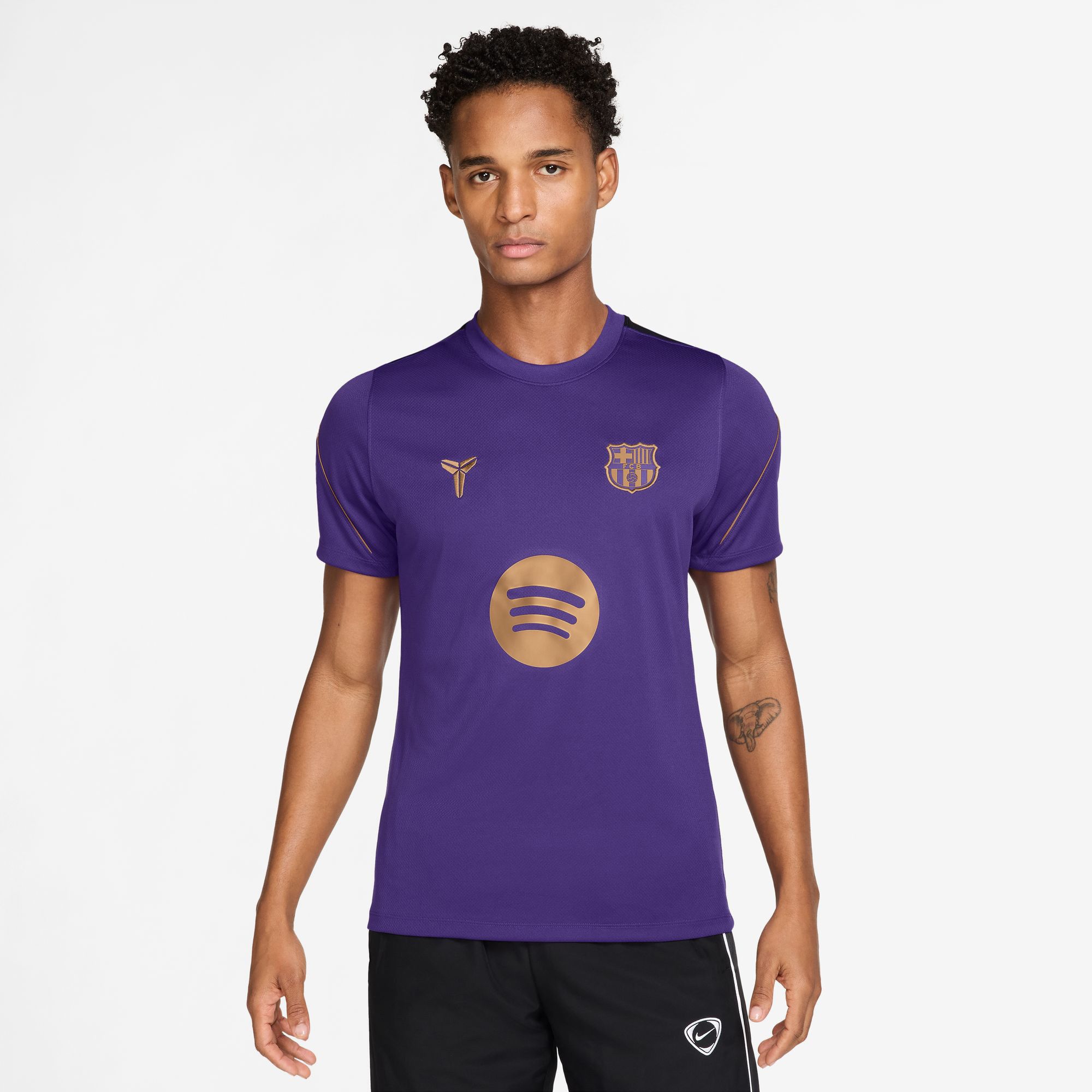 Nike Adult FC Barcelona x Kobe 2026 Away Training Jersey | Dick's