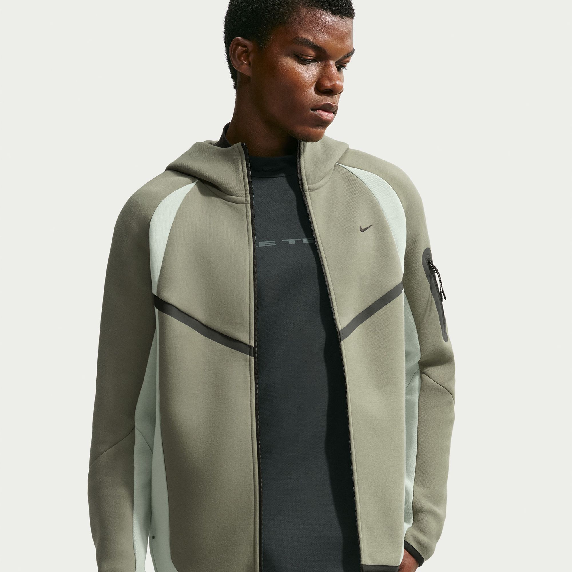 新品未使用 セットアップ NIKETECH COLOR BLOCK Ｌ Nike Men's Tech Fleece Color Block Full-Zip Windrunner Jacket