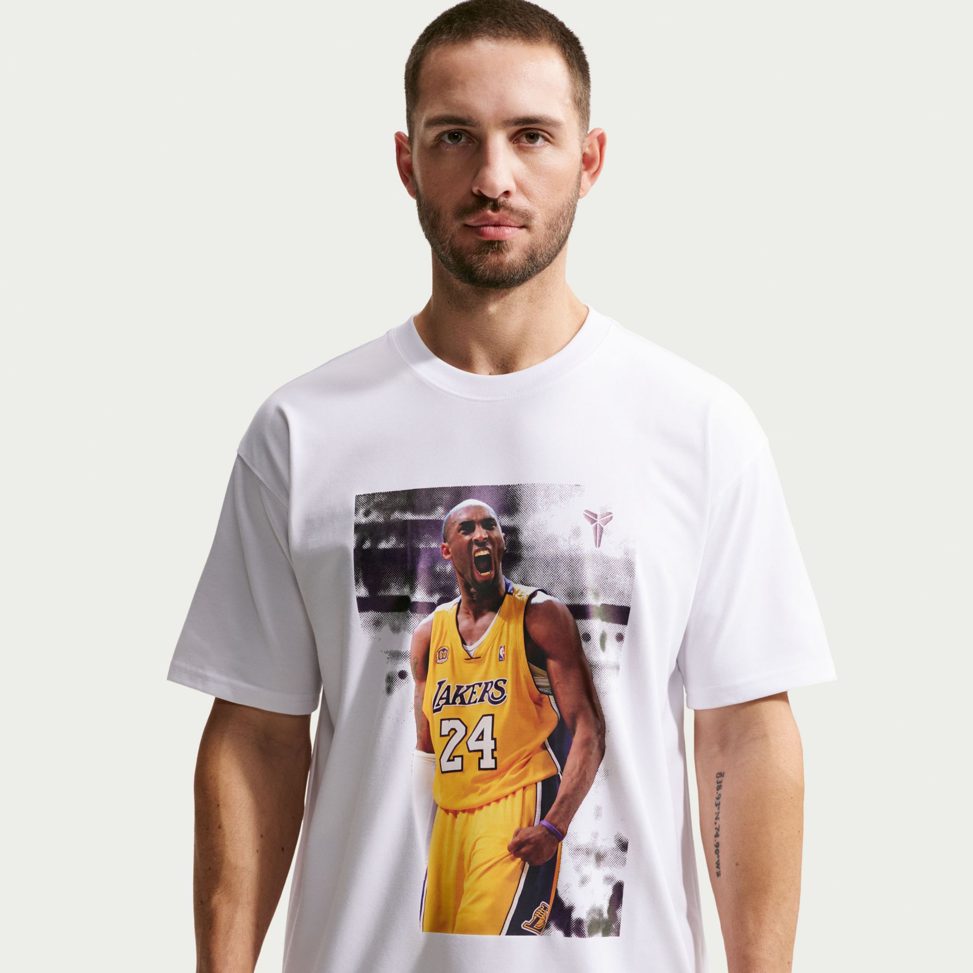 Nike Men's Kobe Bryant Dri-FIT Max90 Mamba Mentality Graphic T
