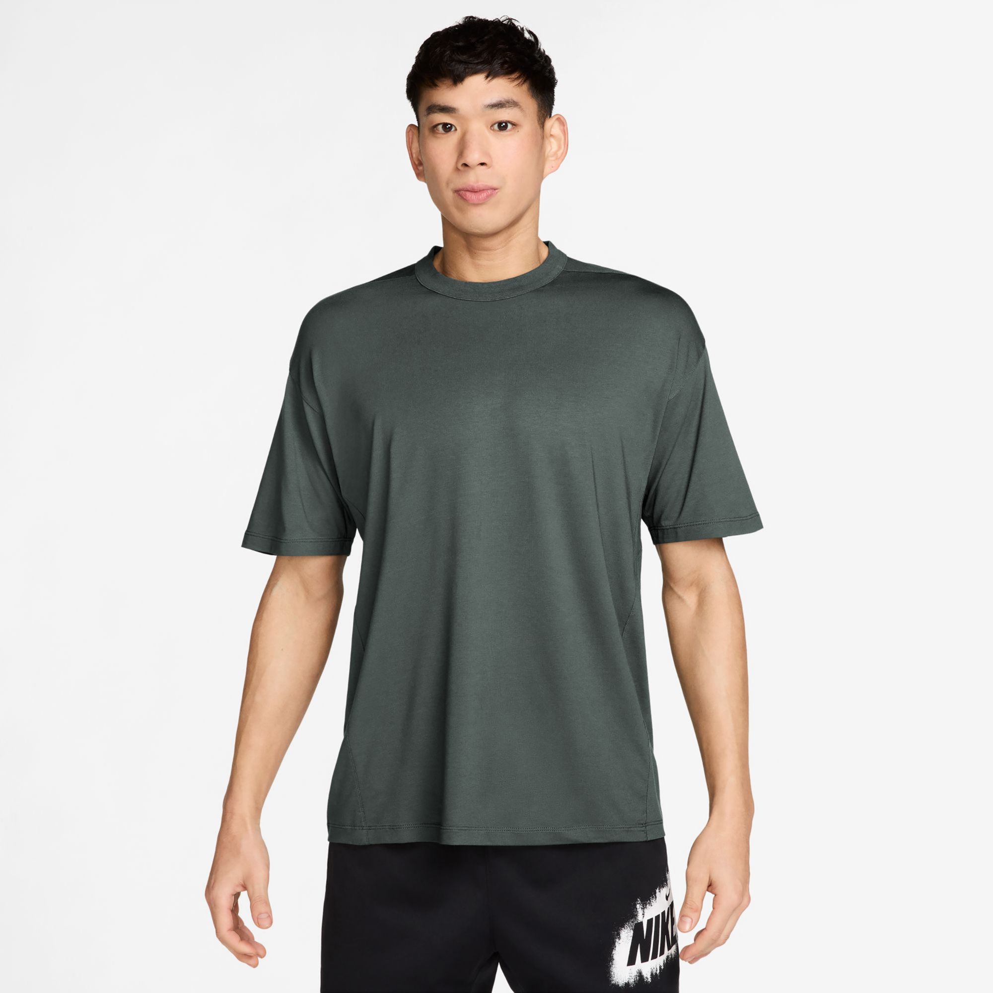Nike Men's 24.7 ImpossiblySoft Light Dri-FIT T-Shirt | Dick's