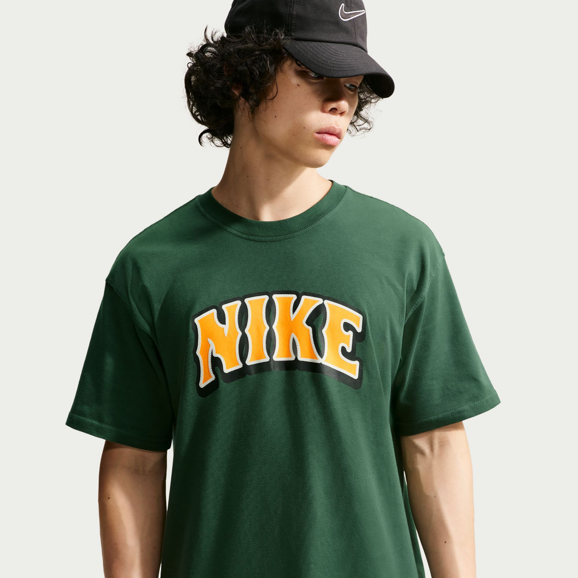 Nike Men's Sportswear Arch Logo Graphic T-Shirt | Dick's Sporting