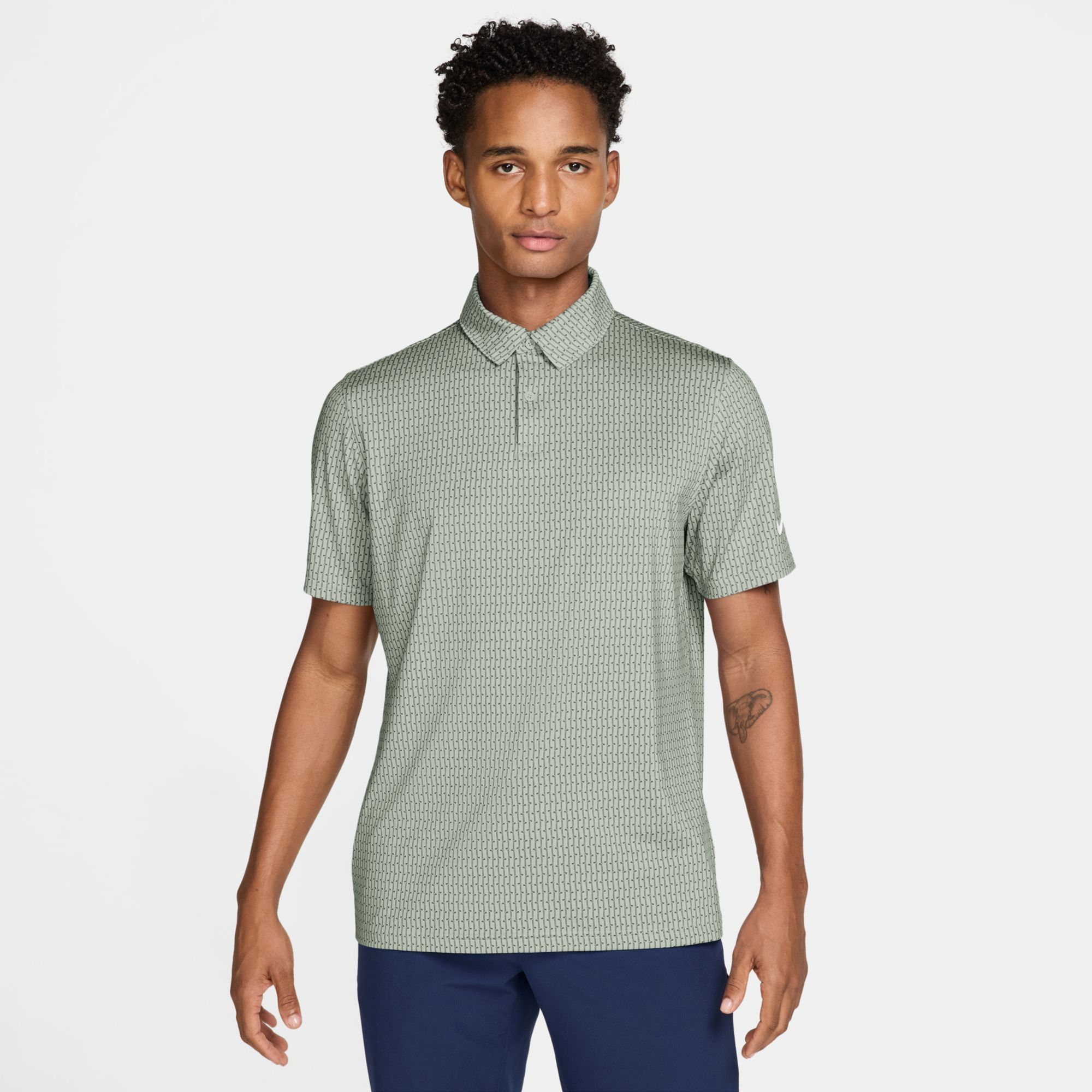 M Golf DRI-FIT Nike ルーズフィットシャツ