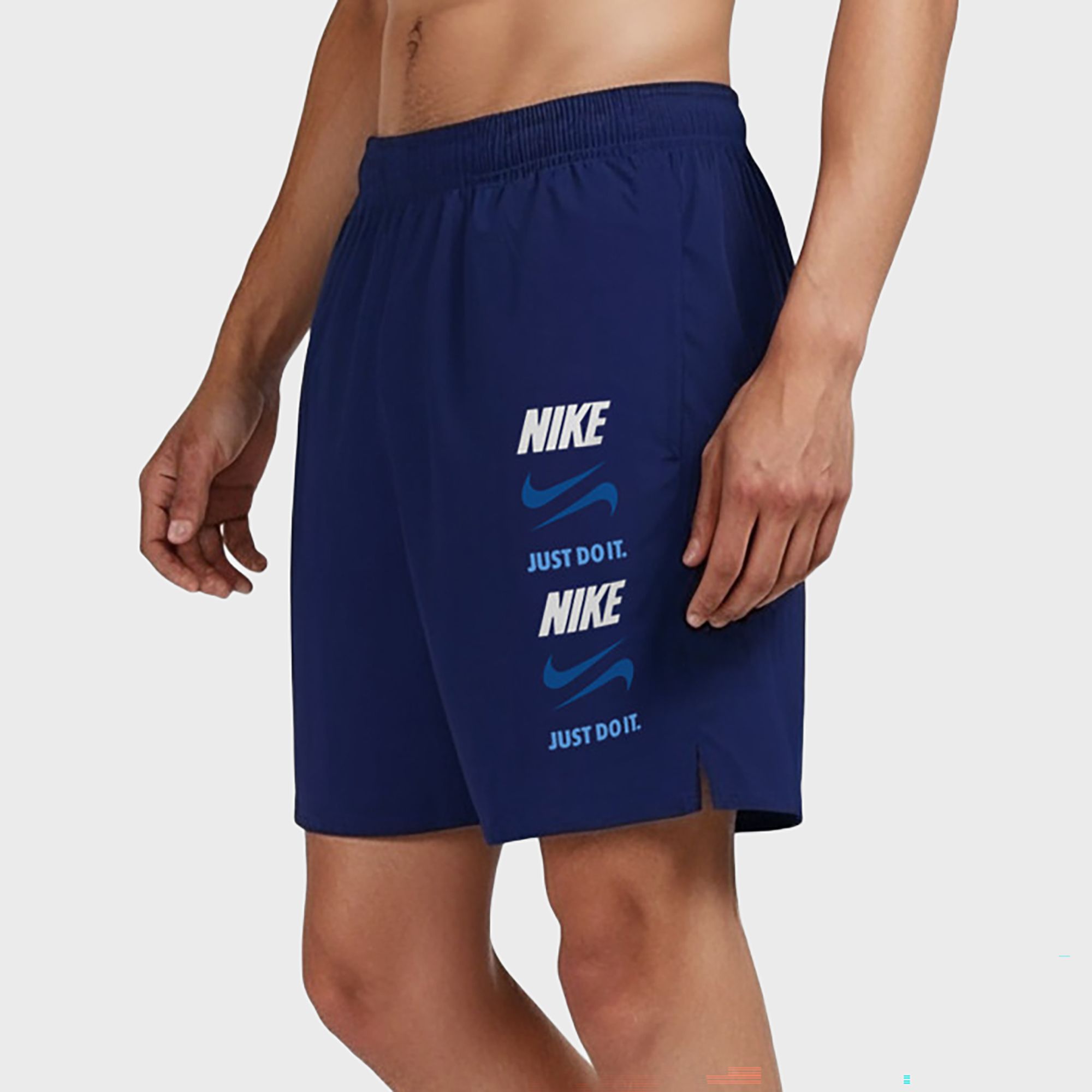 Nike Men's Breaker 7