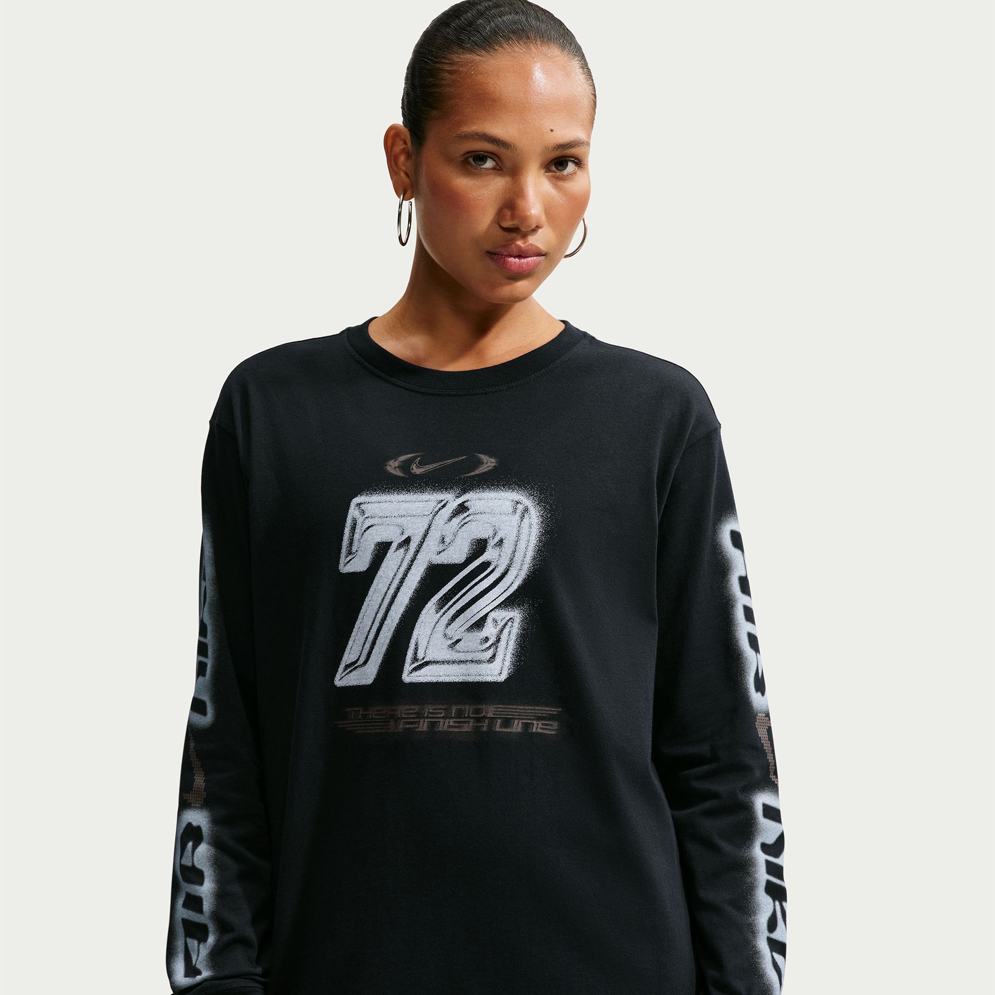 Nike Women's Sportswear 72 Long-Sleeve Graphic T-Shirt | Dick's