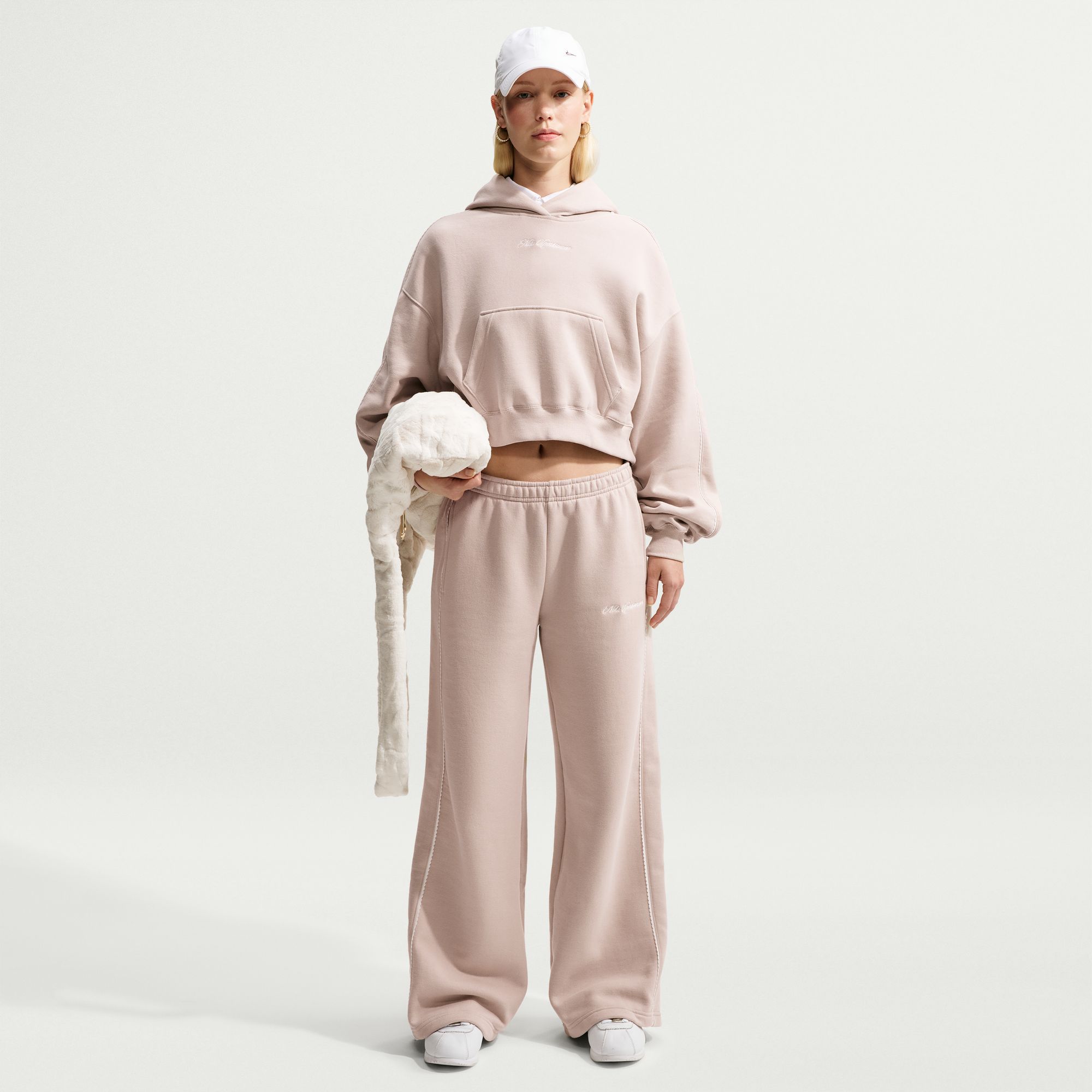 Nike Women's Studio Fleece Medium Weight 