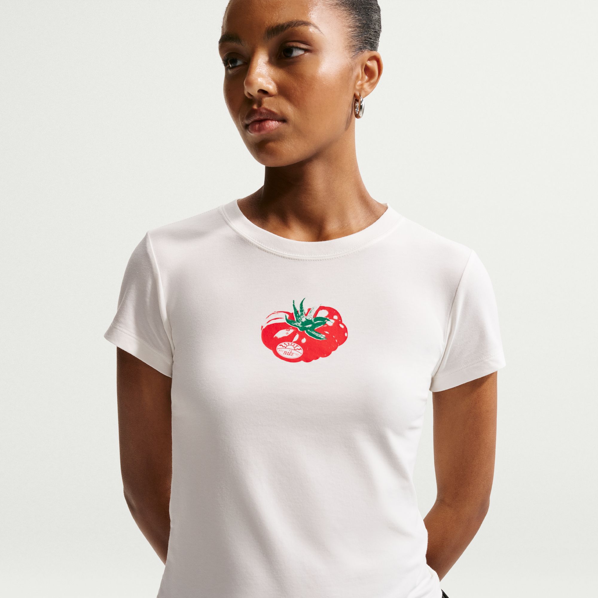 Nike Women's Sportswear Chill Knit Slim Mod-Cropped Tomato Graphic