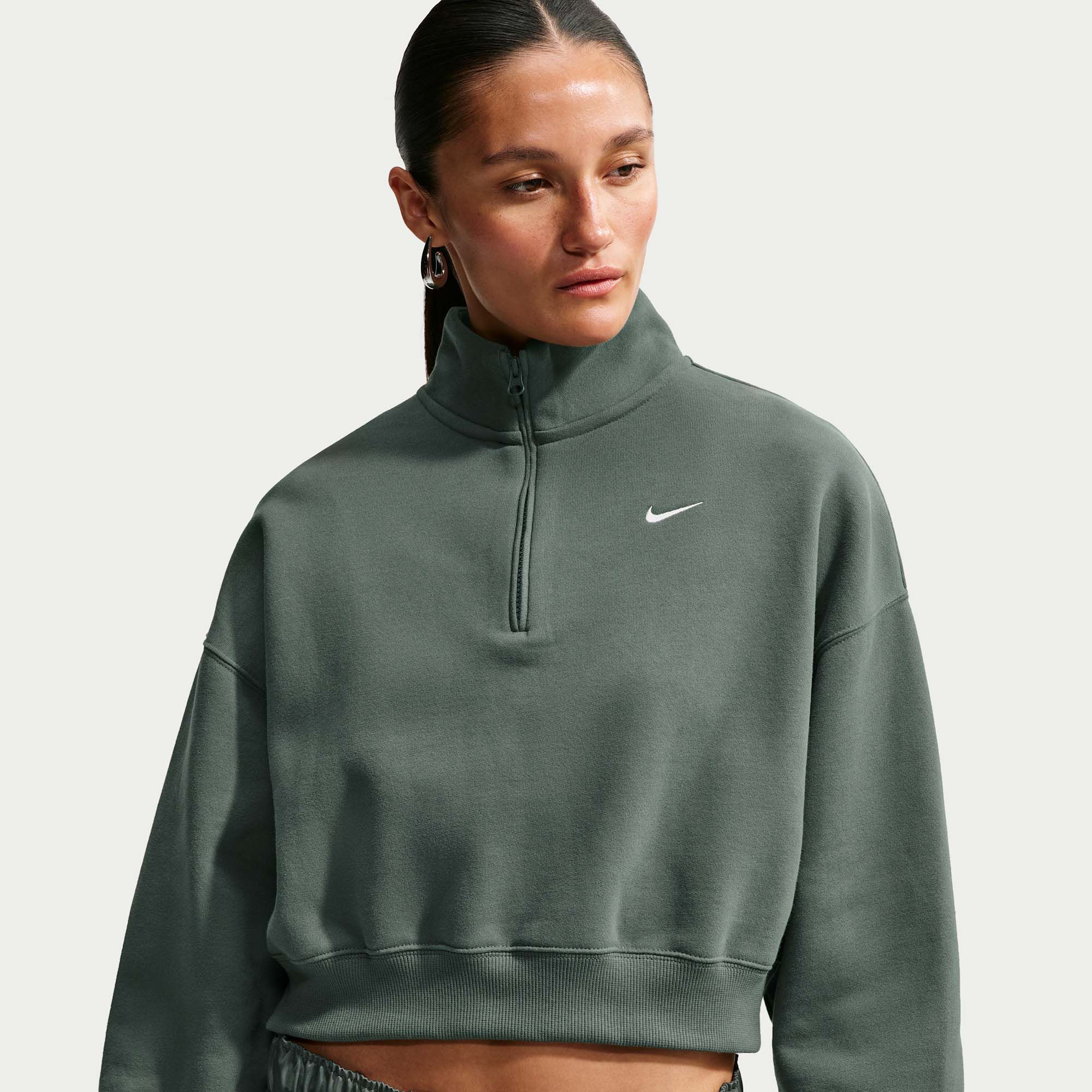 Nike Women's Studio Fleece Medium Weight Oversized 1/4-Zip Cropped