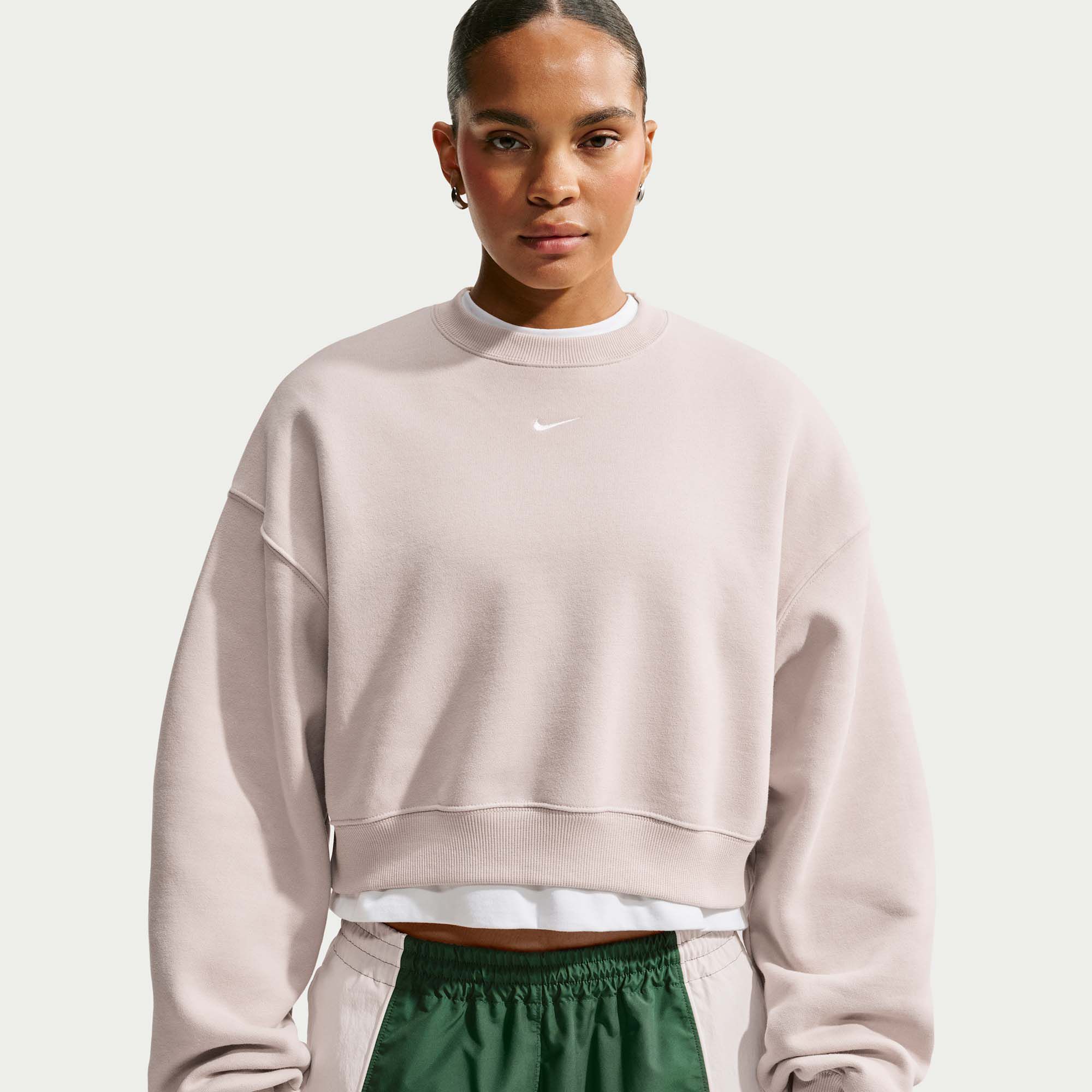 Nike Women's Studio Fleece Medium Weight Oversized Cropped Crew