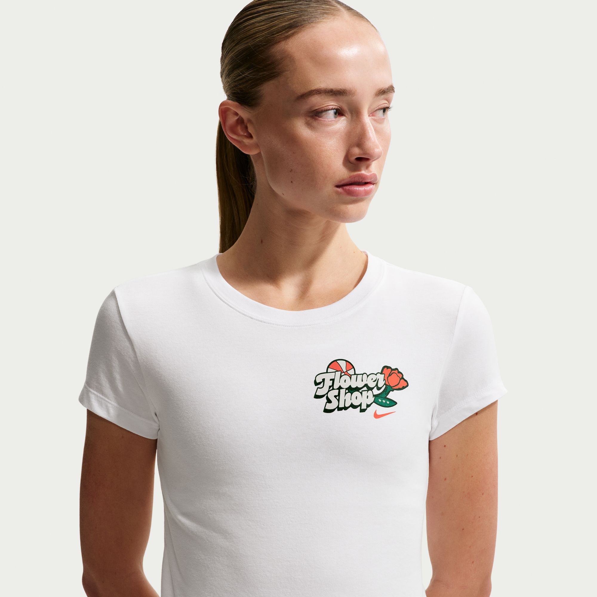 26NIKWRUNNFLWRSHPCWNA_White_is